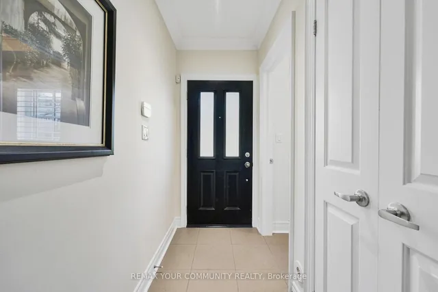 16 Agar Lane, Vaughan 4