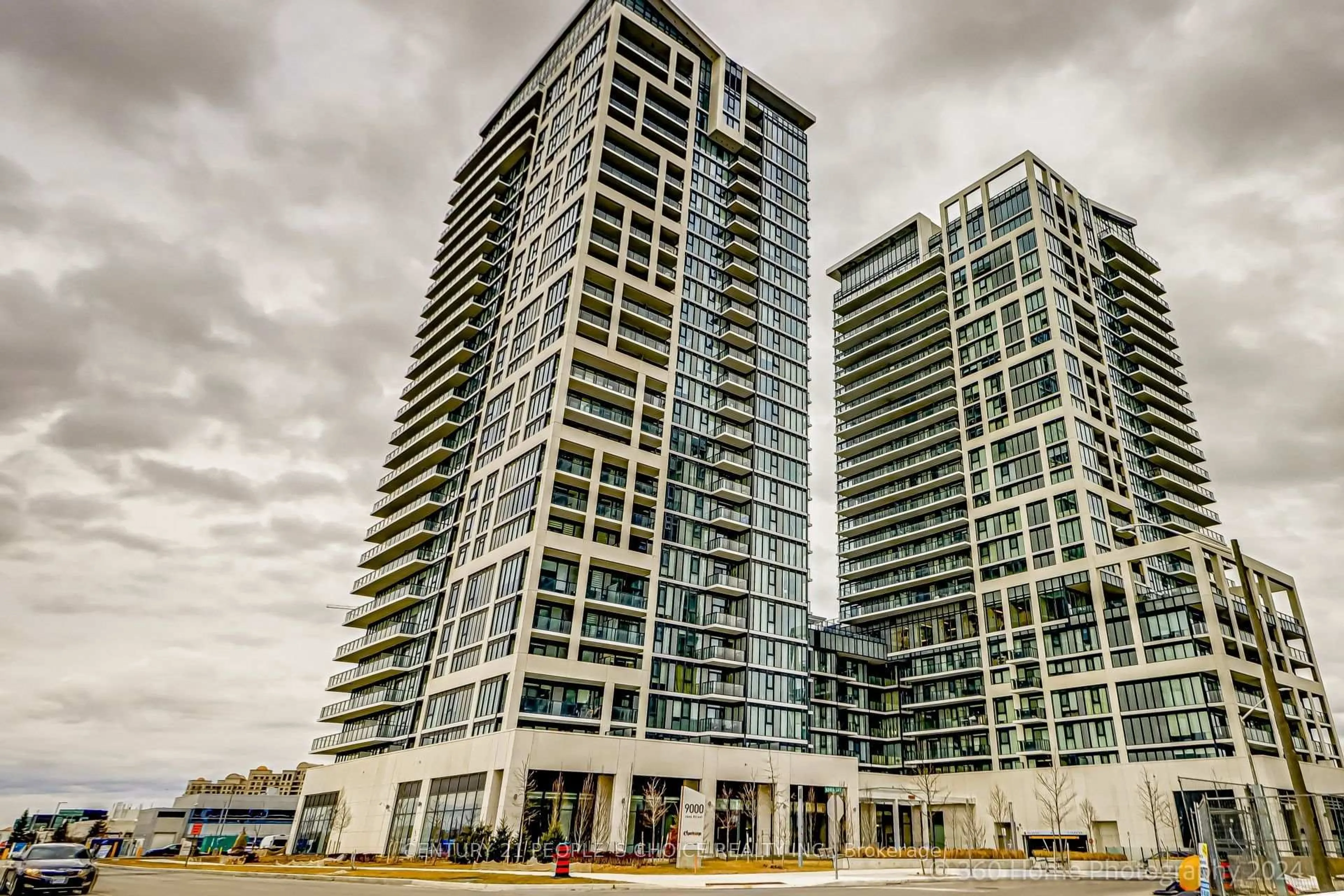 Unknown for 9000 Jane St #2102, Vaughan Ontario L4K 0M6