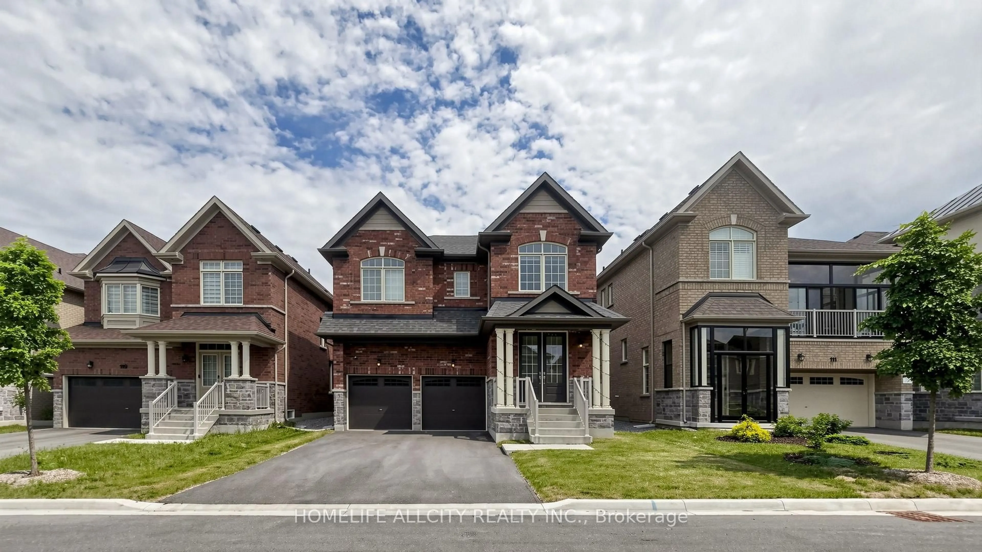 Home with brick exterior material, street for 115 Carriage Shop Bend, East Gwillimbury Ontario L9N 0Y2