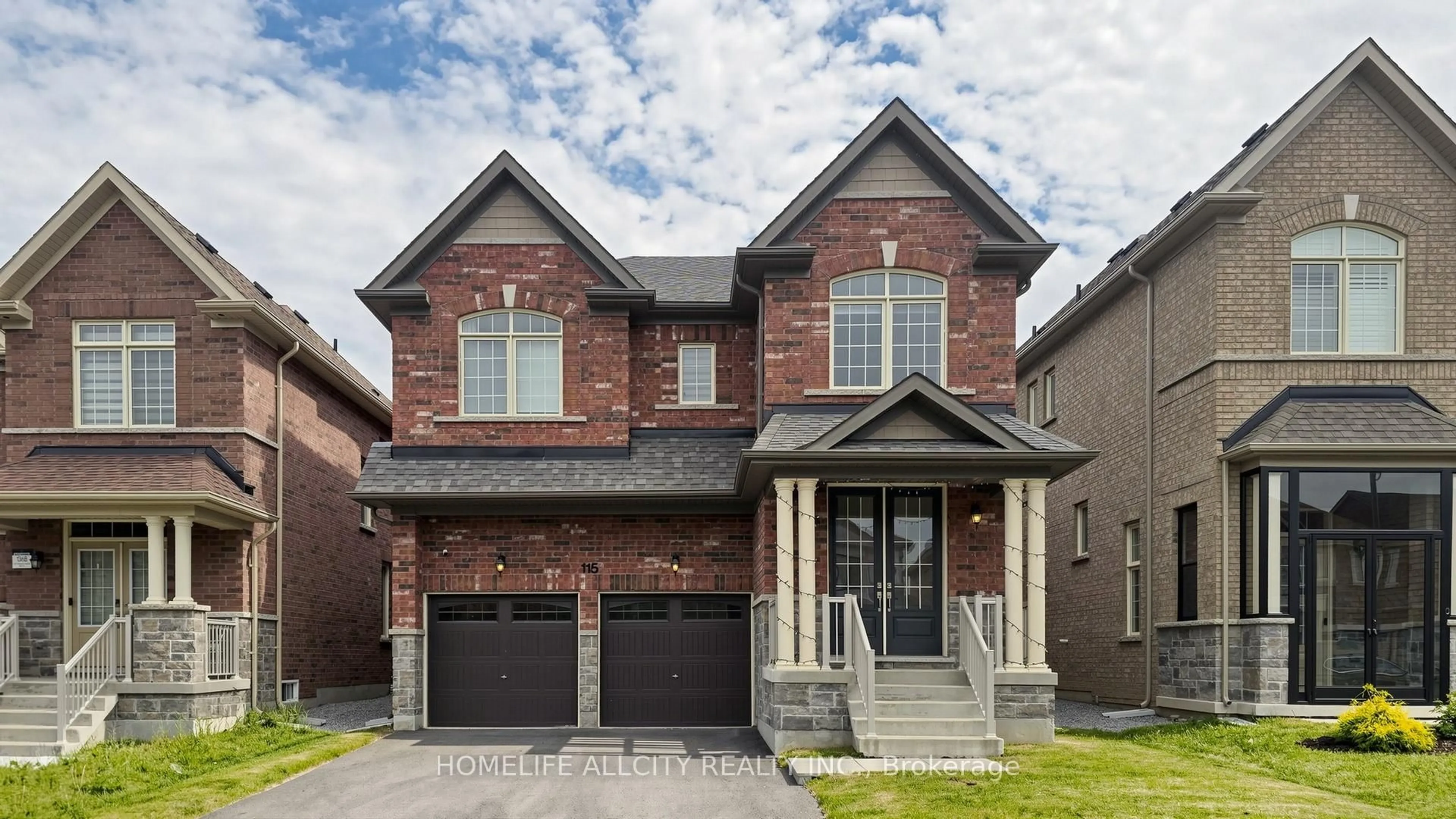 Home with brick exterior material, street for 115 Carriage Shop Bend, East Gwillimbury Ontario L9N 0Y2