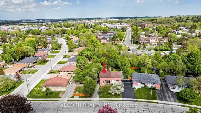 17 Richardson Dr, Aurora 2