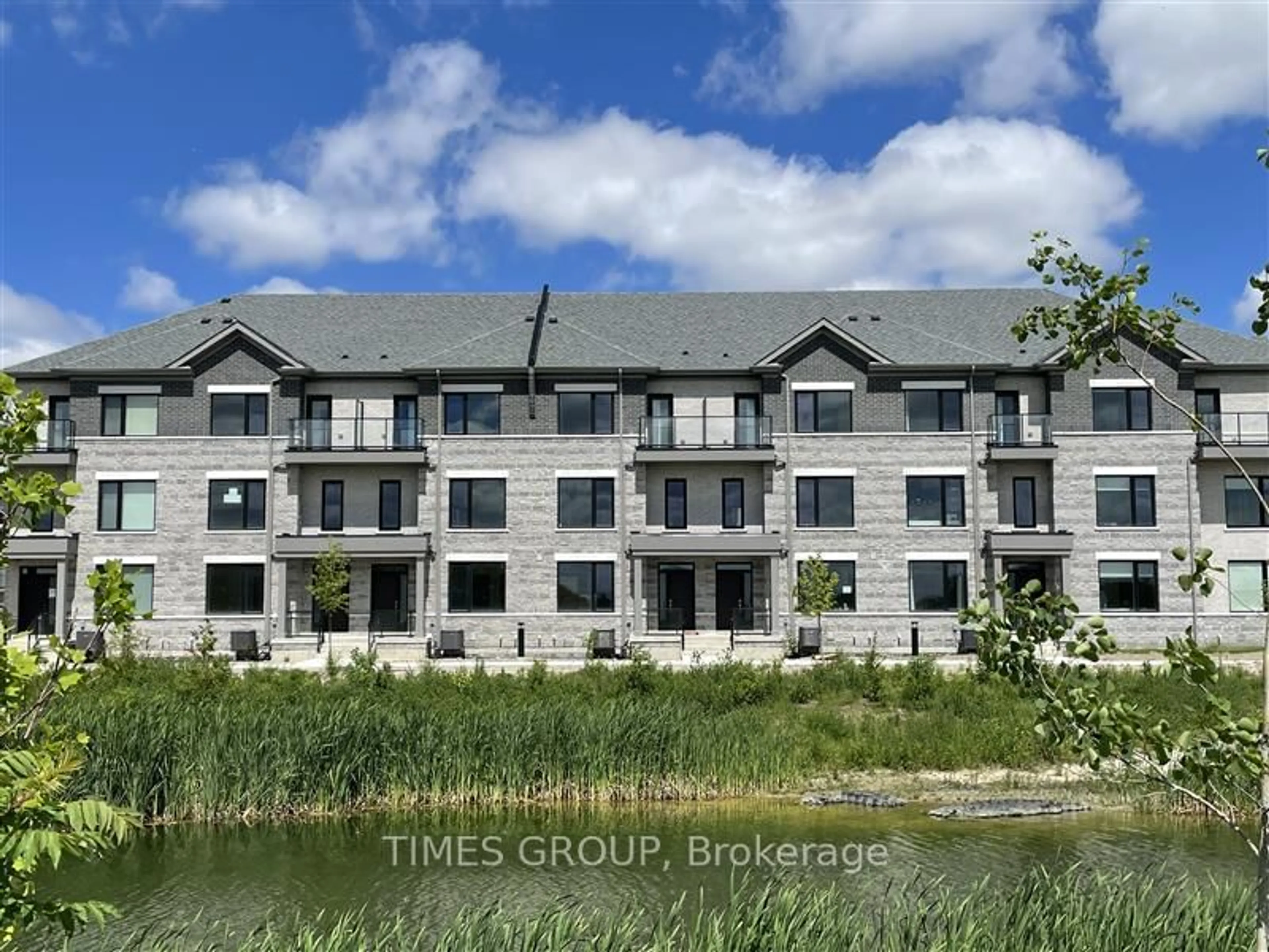 A pic from outside/outdoor area/front of a property/back of a property/a pic from drone, water/lake/river/ocean view for 12 Carlow Lane, Richmond Hill Ontario L4S 1N3