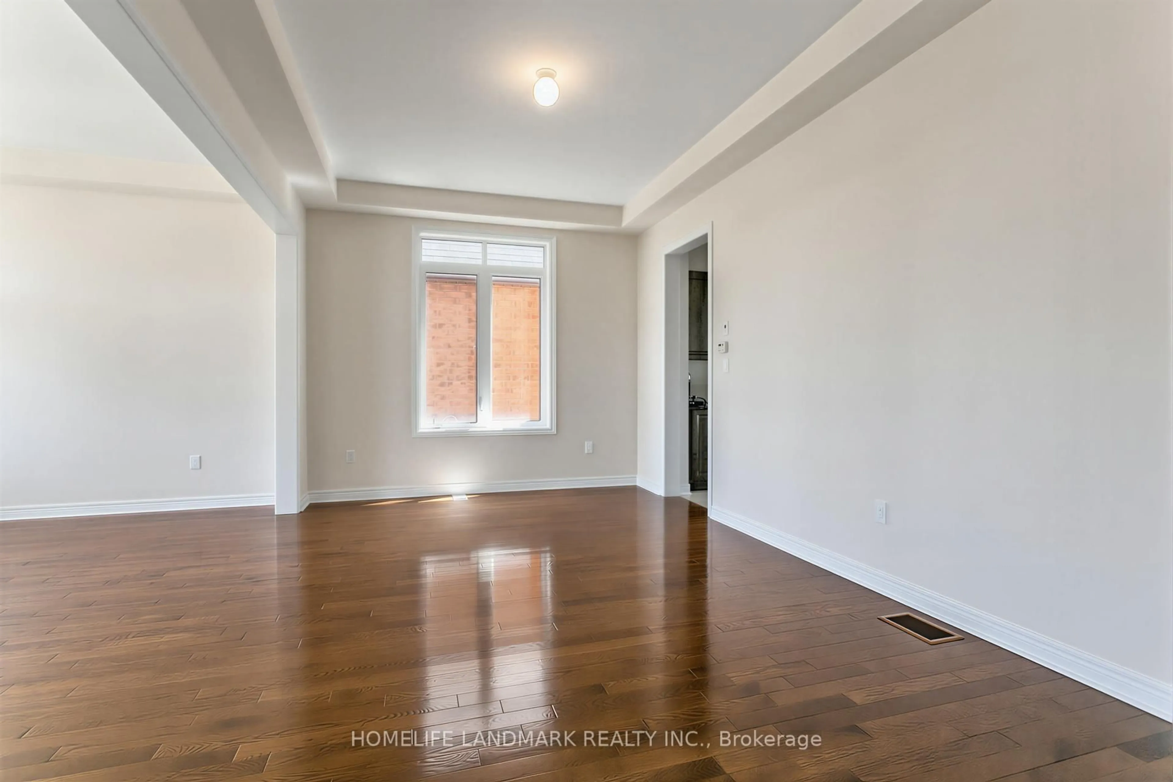 A pic of a room for 55 Gerden Dr, Richmond Hill Ontario L4S 0H1