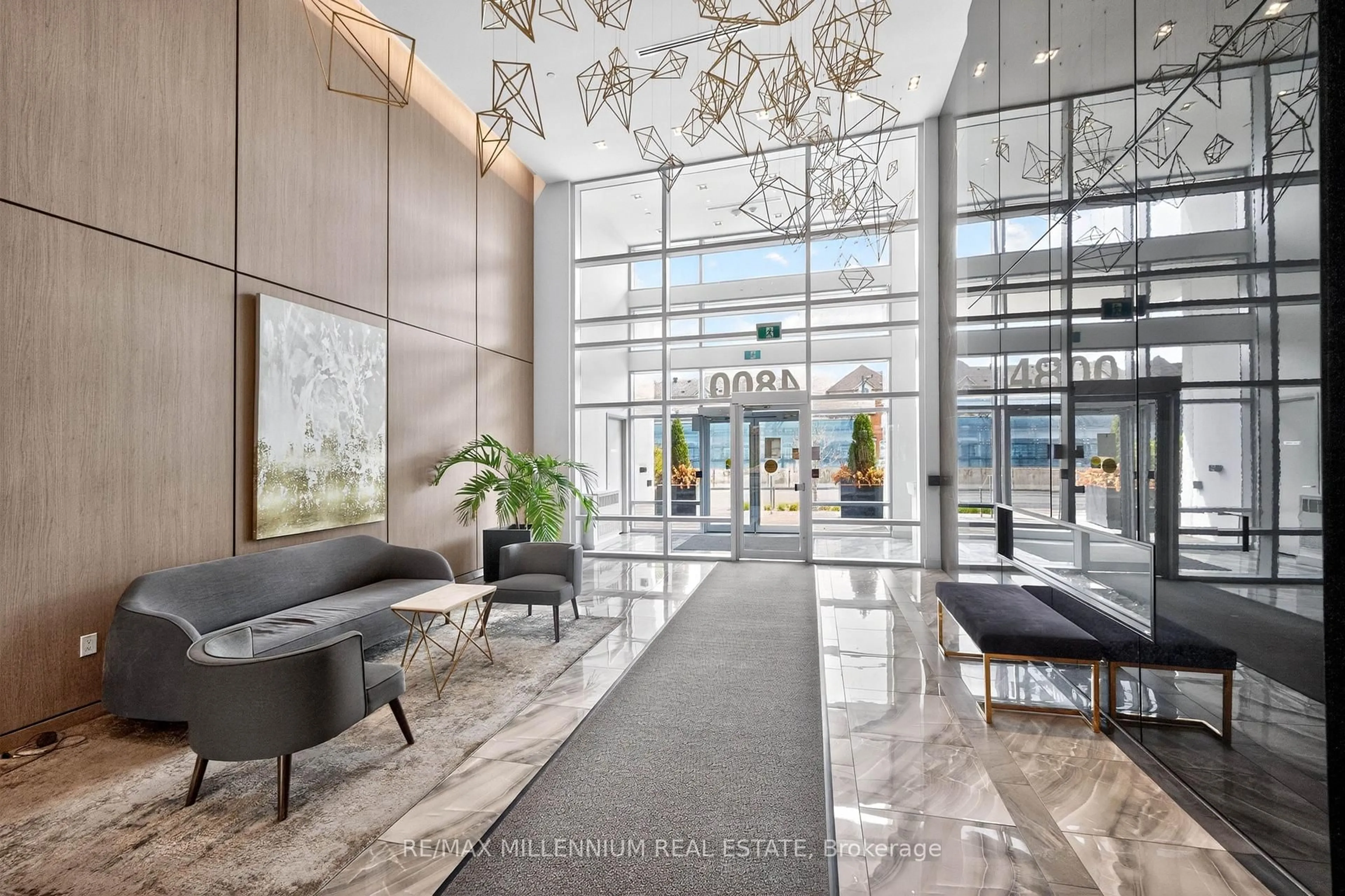 Lobby for 4800 Highway 7 Rd #713, Vaughan Ontario L4L 1H8