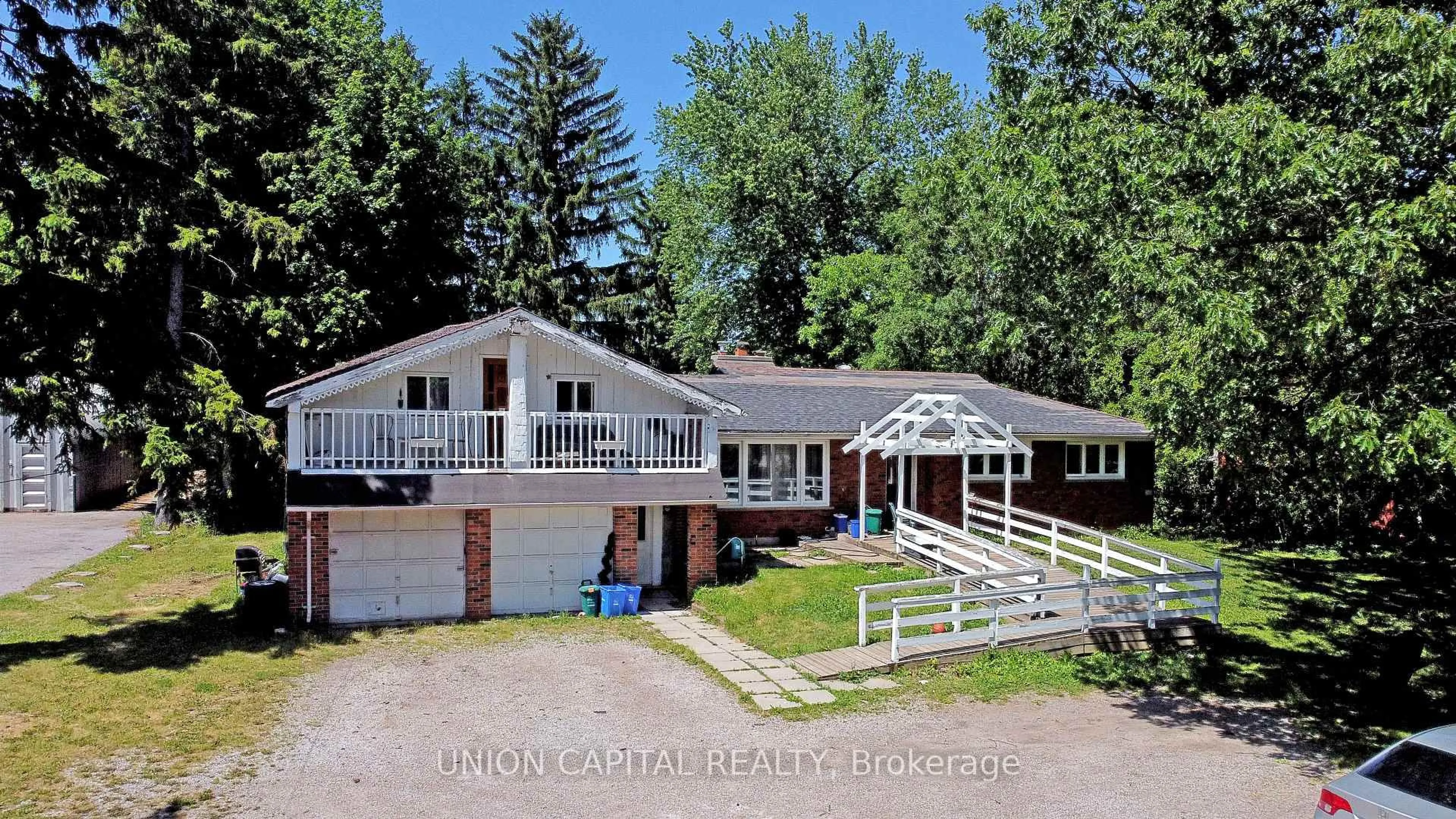 A pic from outside/outdoor area/front of a property/back of a property/a pic from drone, unknown for 4914 14th Ave, Markham Ontario L3S 3K7
