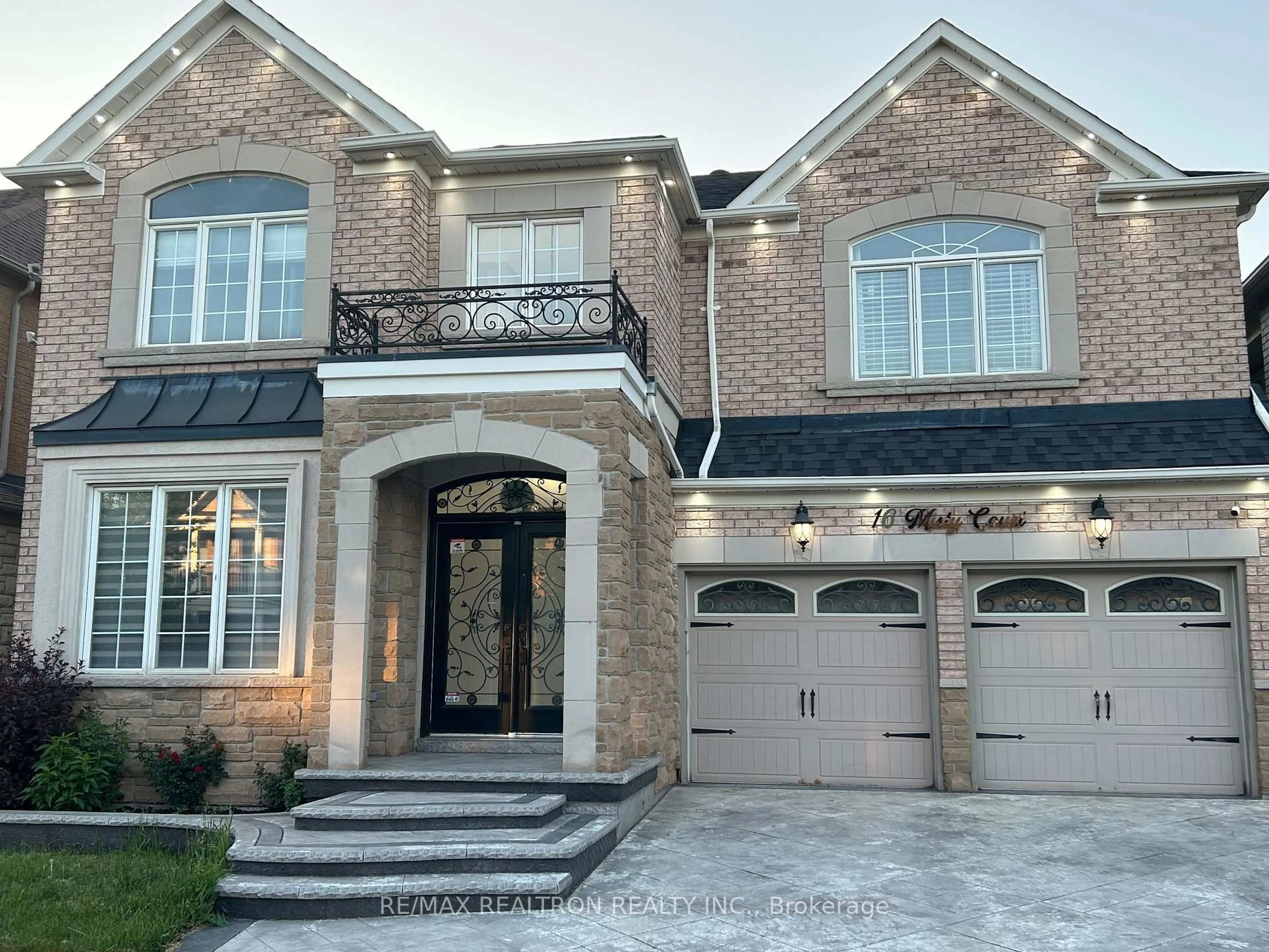 Home with brick exterior material, street for 16 Misty Crt, Markham Ontario L6E 1K9