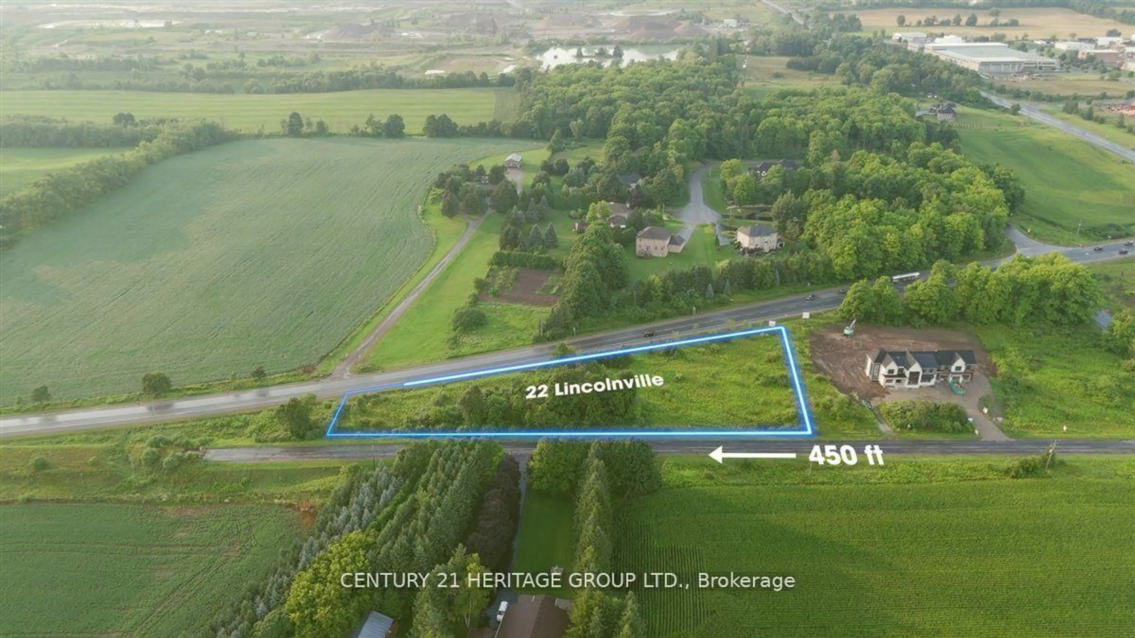 A pic from outside/outdoor area/front of a property/back of a property/a pic from drone, unknown for 22 Lincolnville Lane, Whitchurch-Stouffville Ontario L4A 7X4
