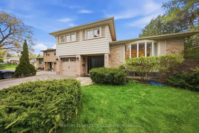 7 Cedar Cres, Aurora 2