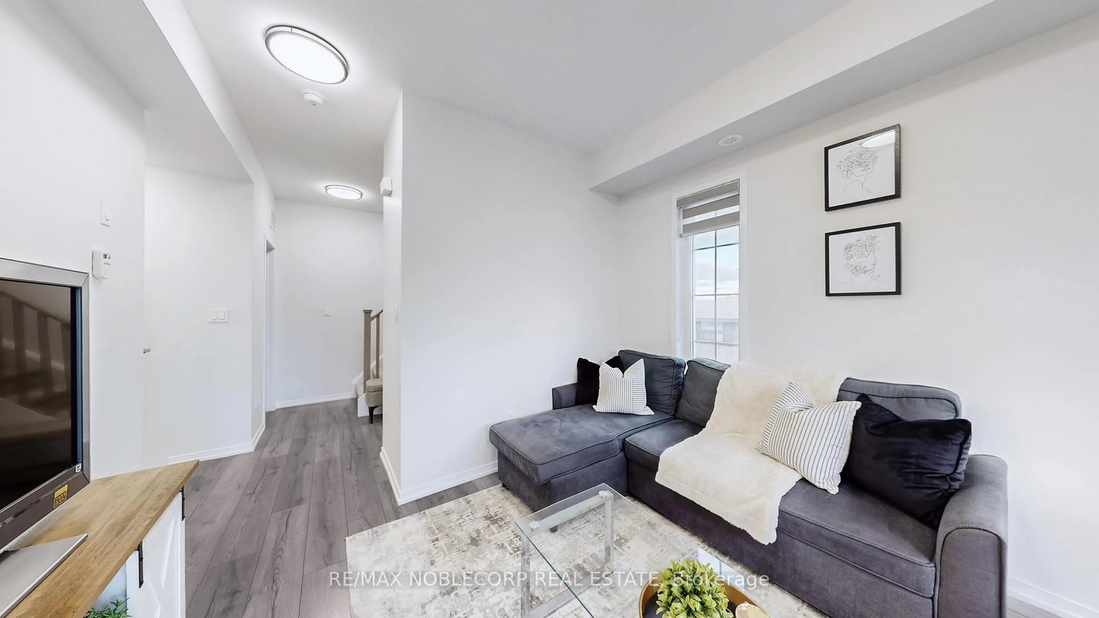 Living room with furniture, unknown for 26 Bruce St #E08, Vaughan Ontario L4L 1J4