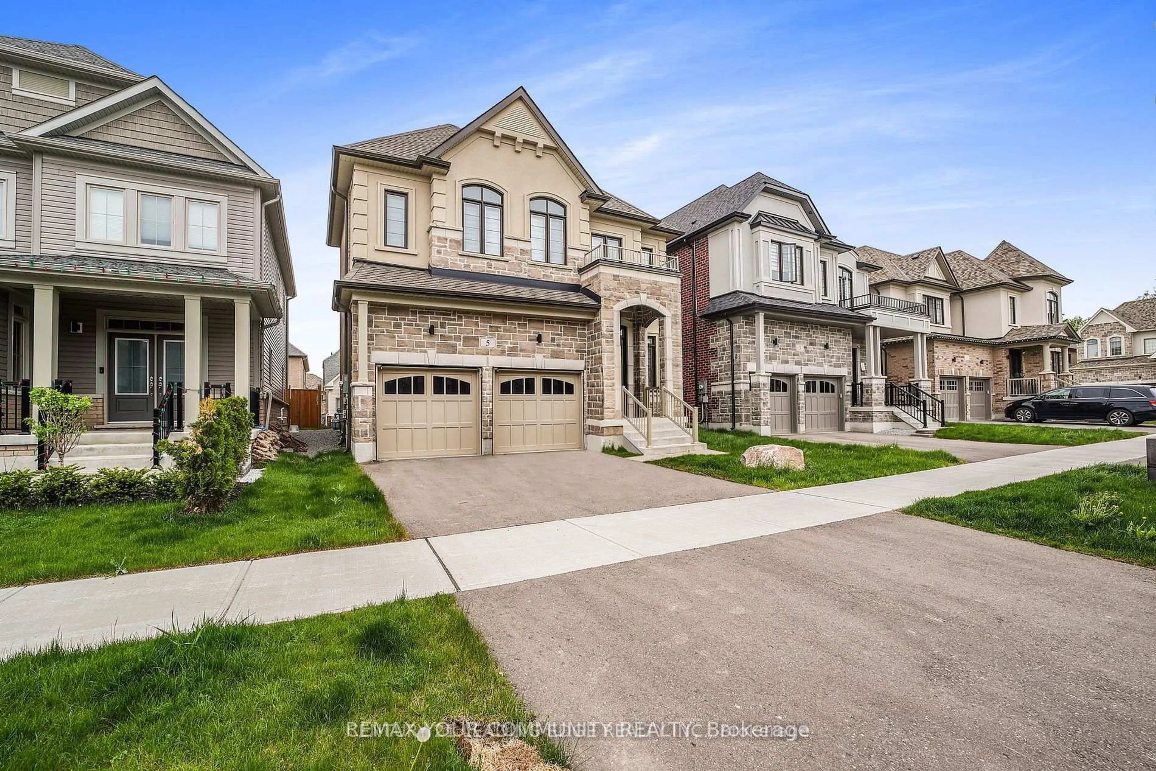 Home with brick exterior material, street for 5 Valleo St, Georgina Ontario L4P 0J8