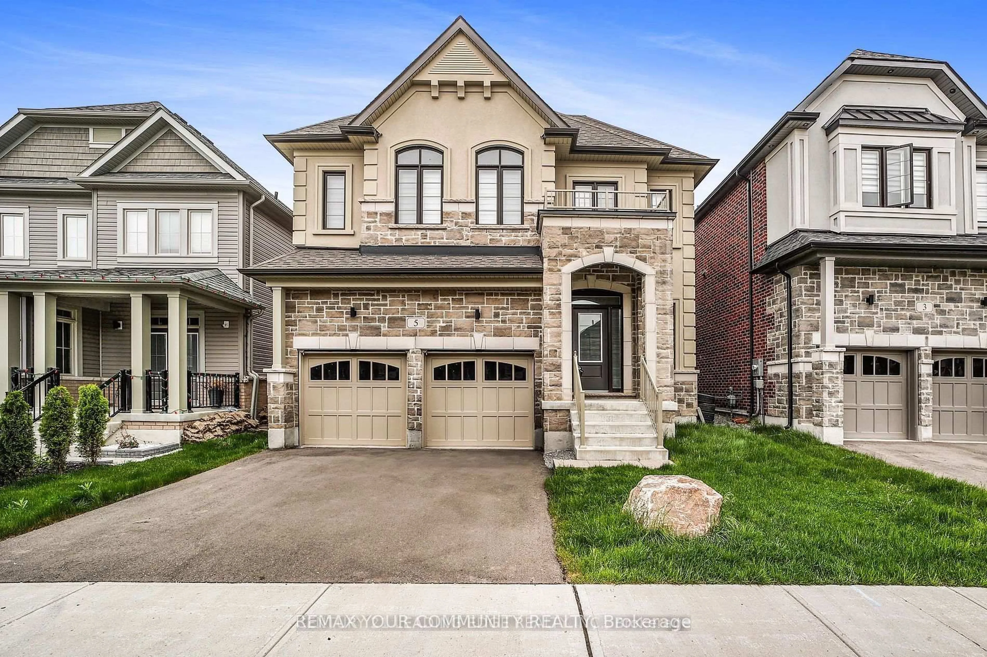 Home with brick exterior material, street for 5 Valleo St, Georgina Ontario L4P 0J8