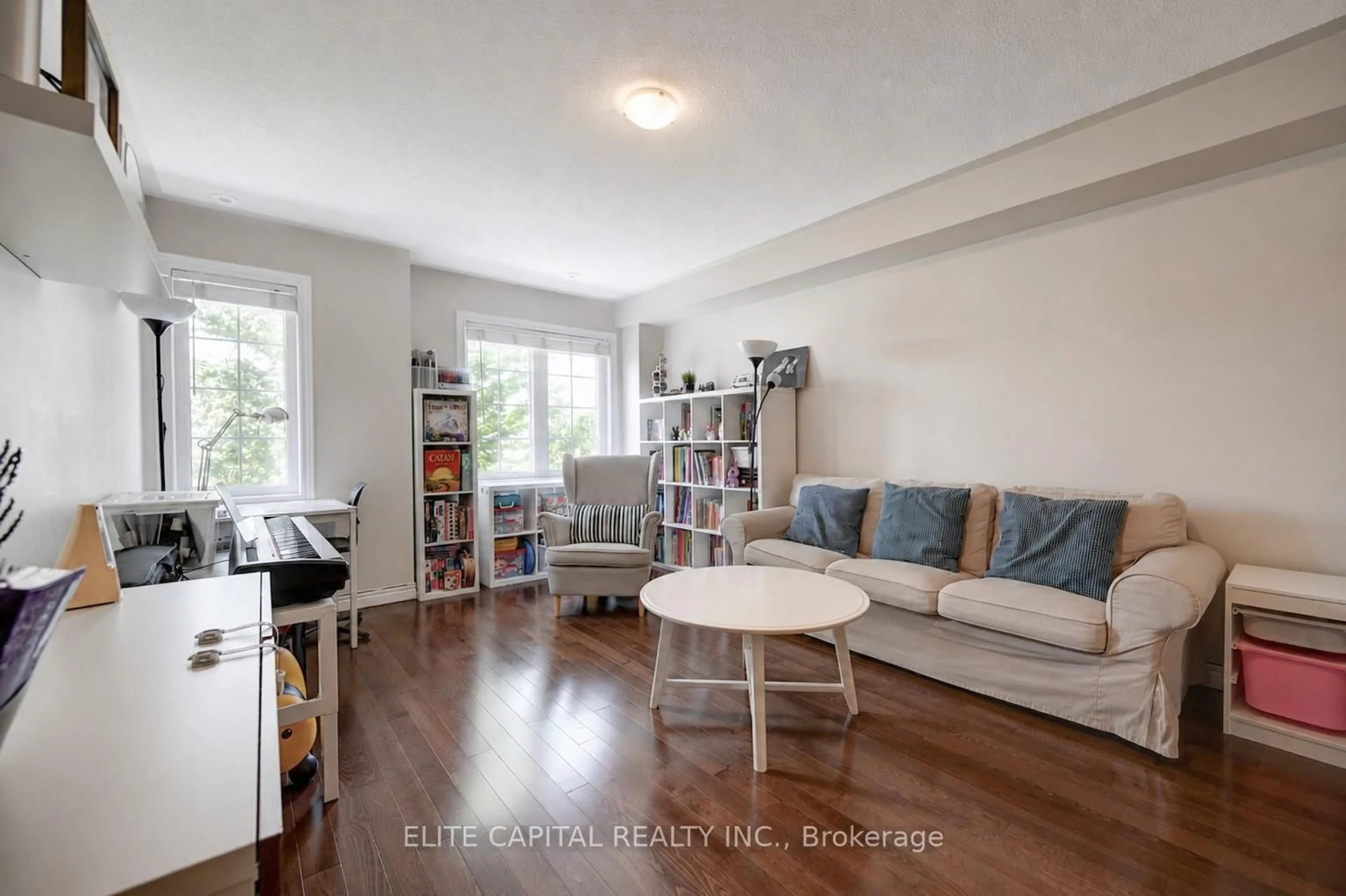Living room with furniture, unknown for 2696 Bur Oak Ave, Markham Ontario L6B 1H9