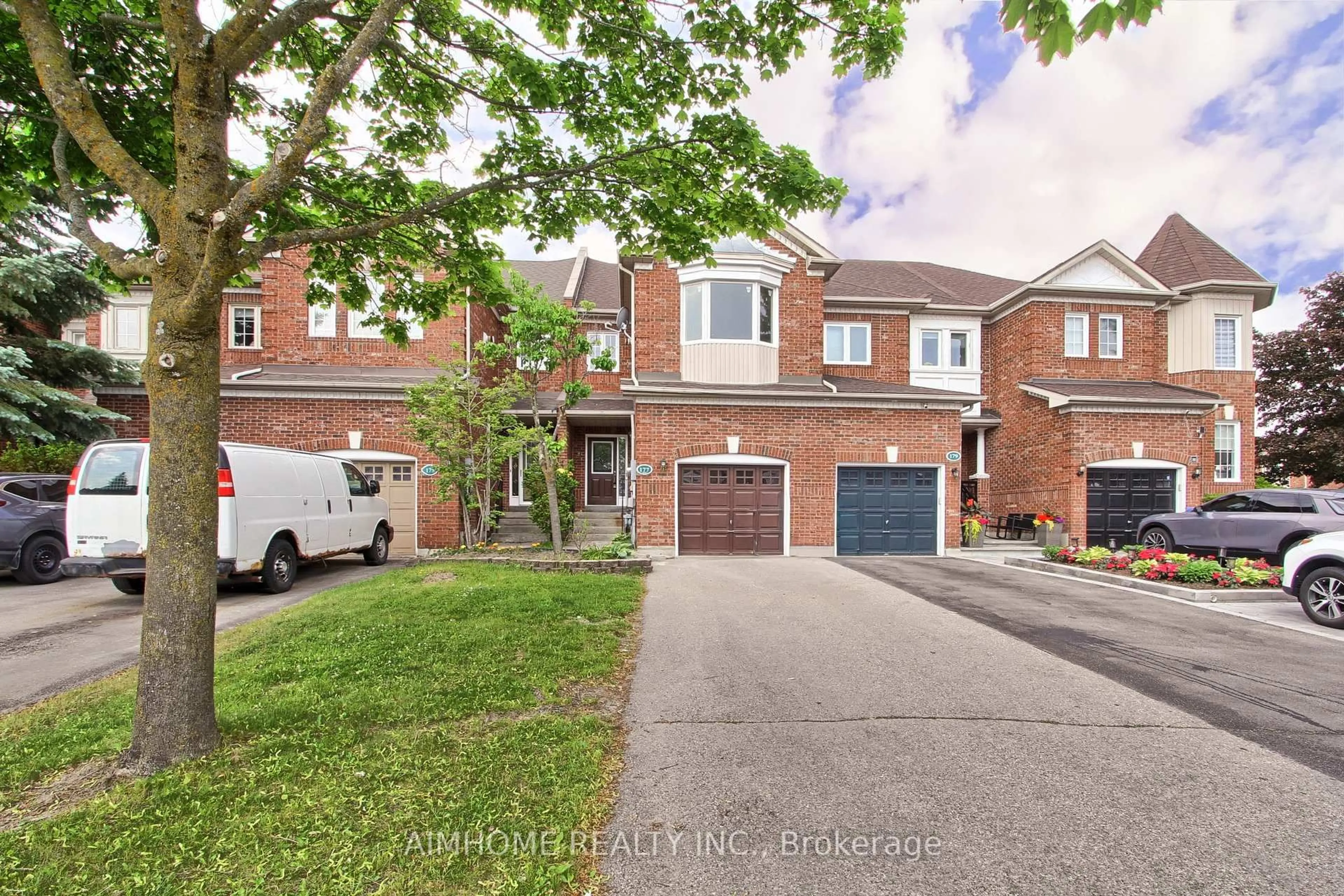 Unknown for 177 Denise Circ, Newmarket Ontario L3X 2K2