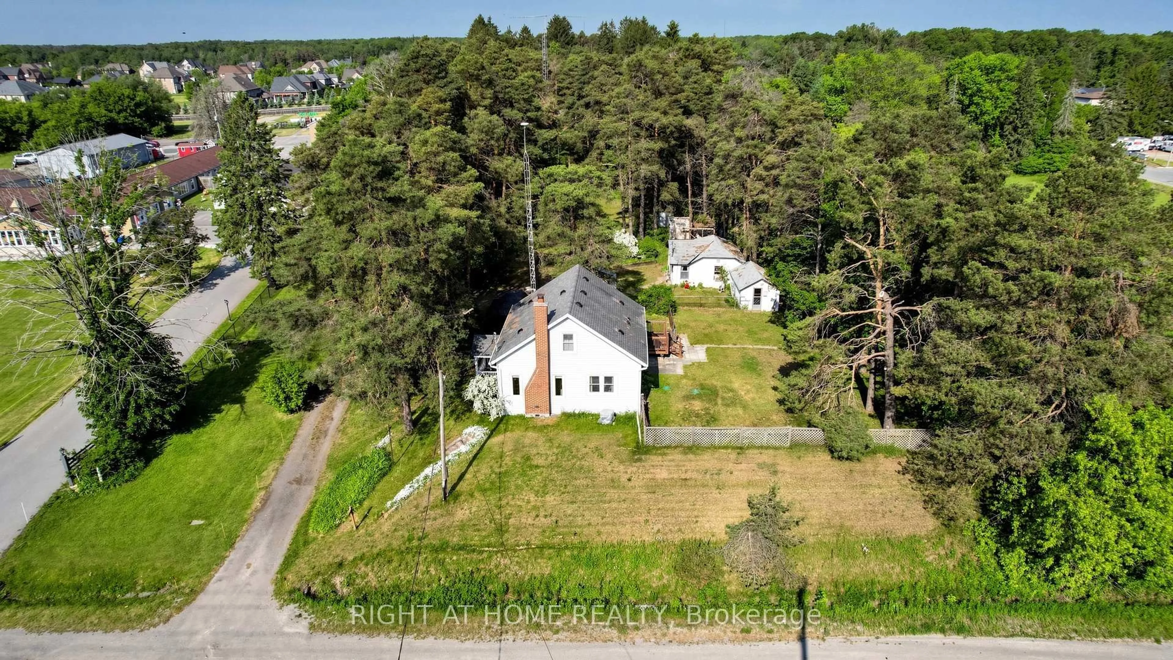 A pic from outside/outdoor area/front of a property/back of a property/a pic from drone, street for 15040 Highway 48, Whitchurch-Stouffville Ontario L4A 3B6