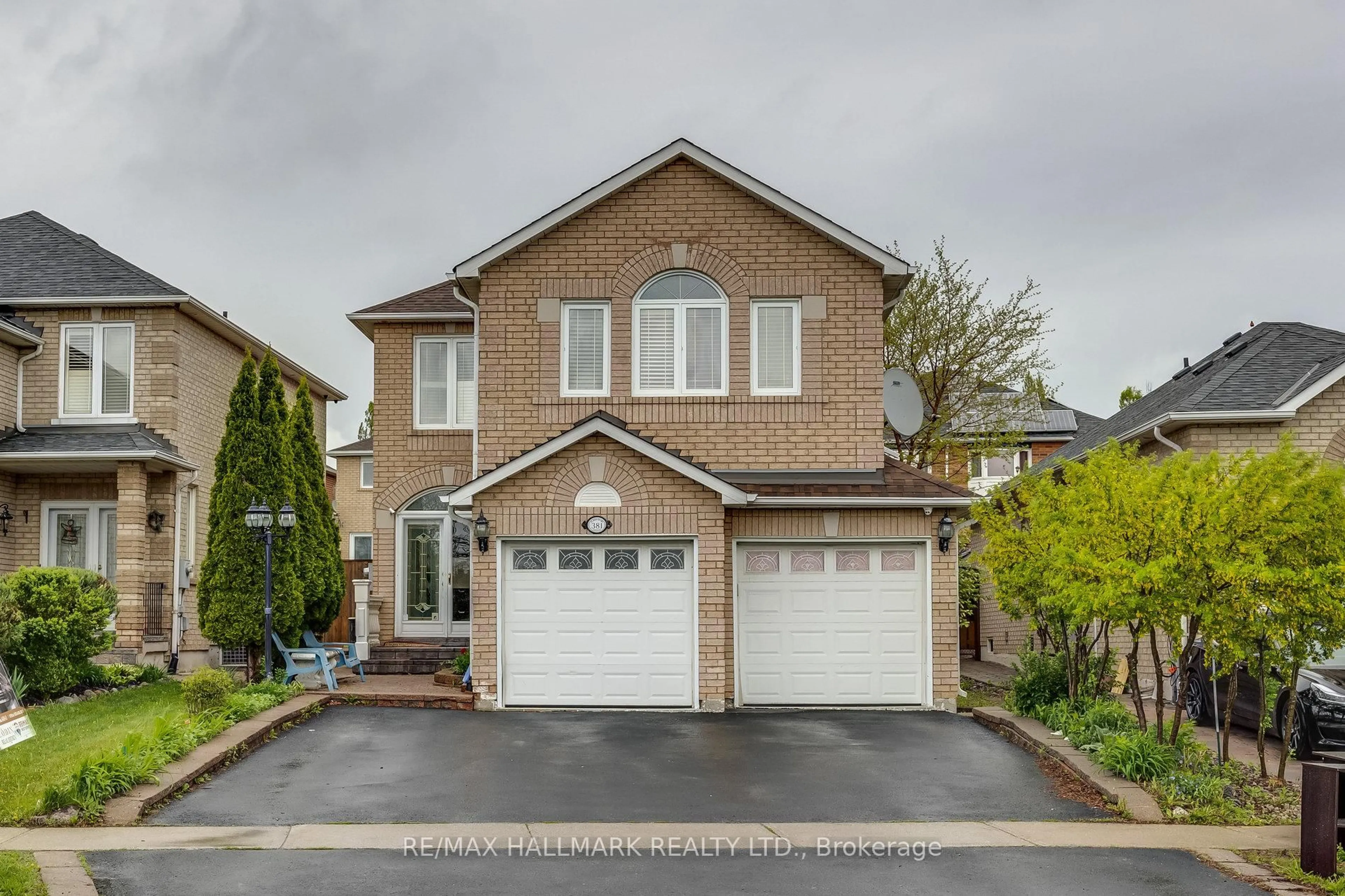 Home with brick exterior material, street for 381 St. Joan Of Arc Ave, Vaughan Ontario L6A 2T3