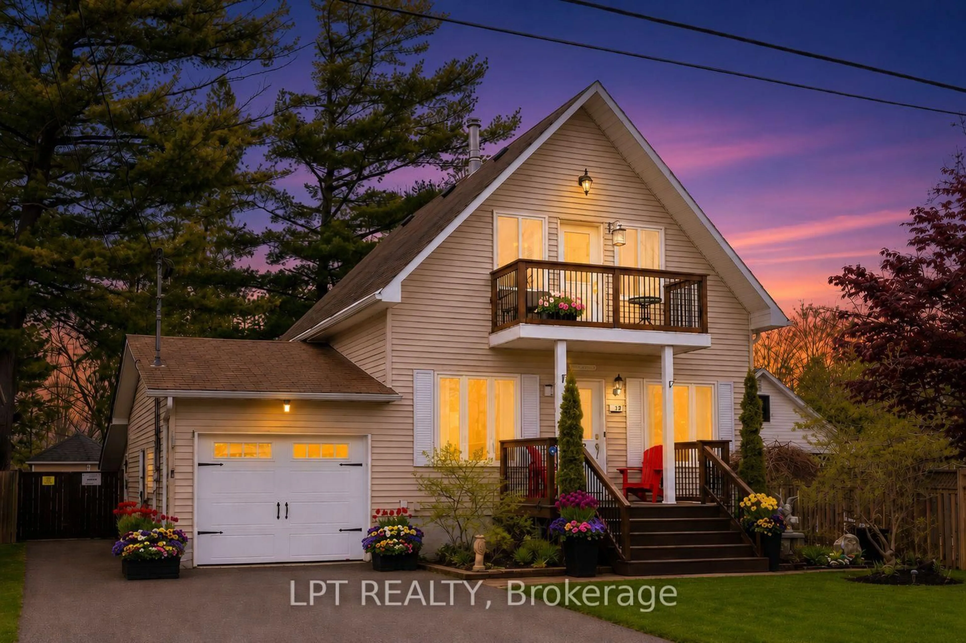 Home with vinyl exterior material, street for 11 Hardwood Dr, Georgina Ontario L0E 1L0