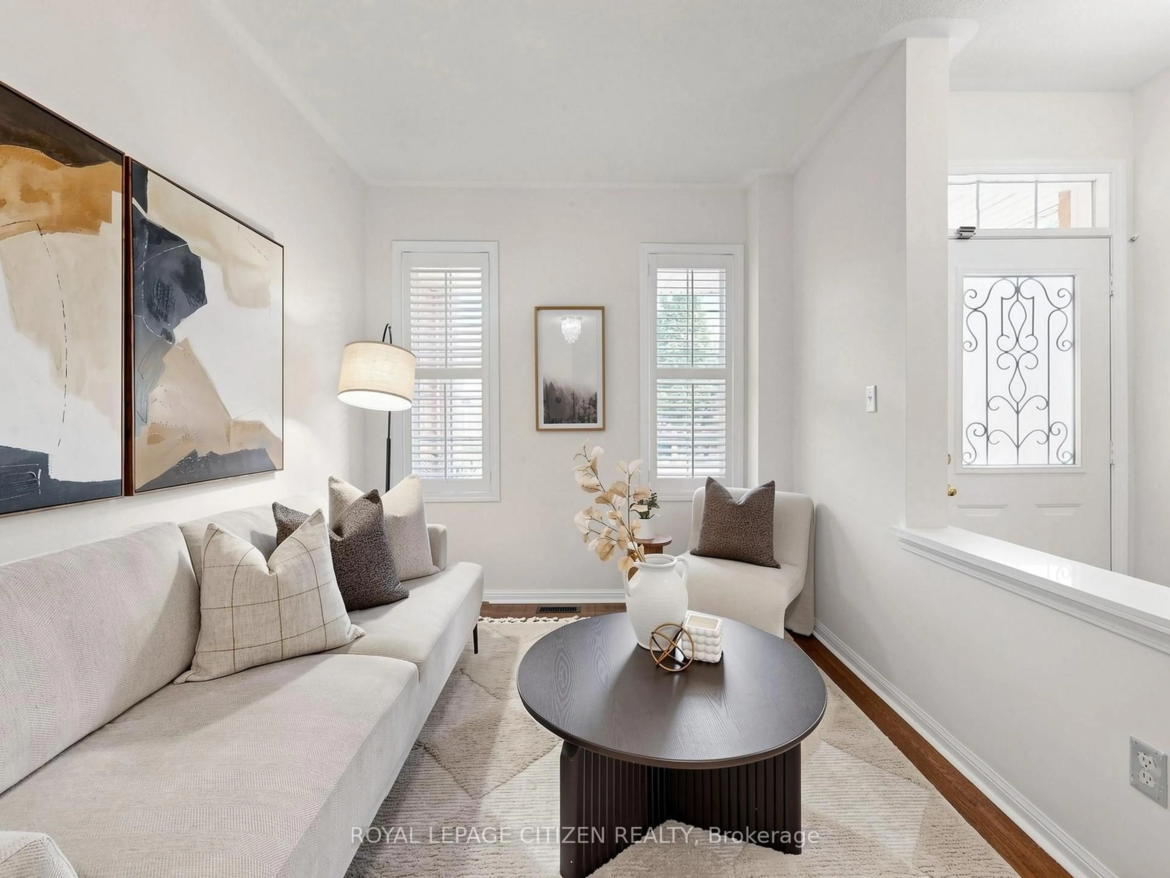 Living room with furniture, unknown for 115 Dolce Cres, Vaughan Ontario L4H 3C9