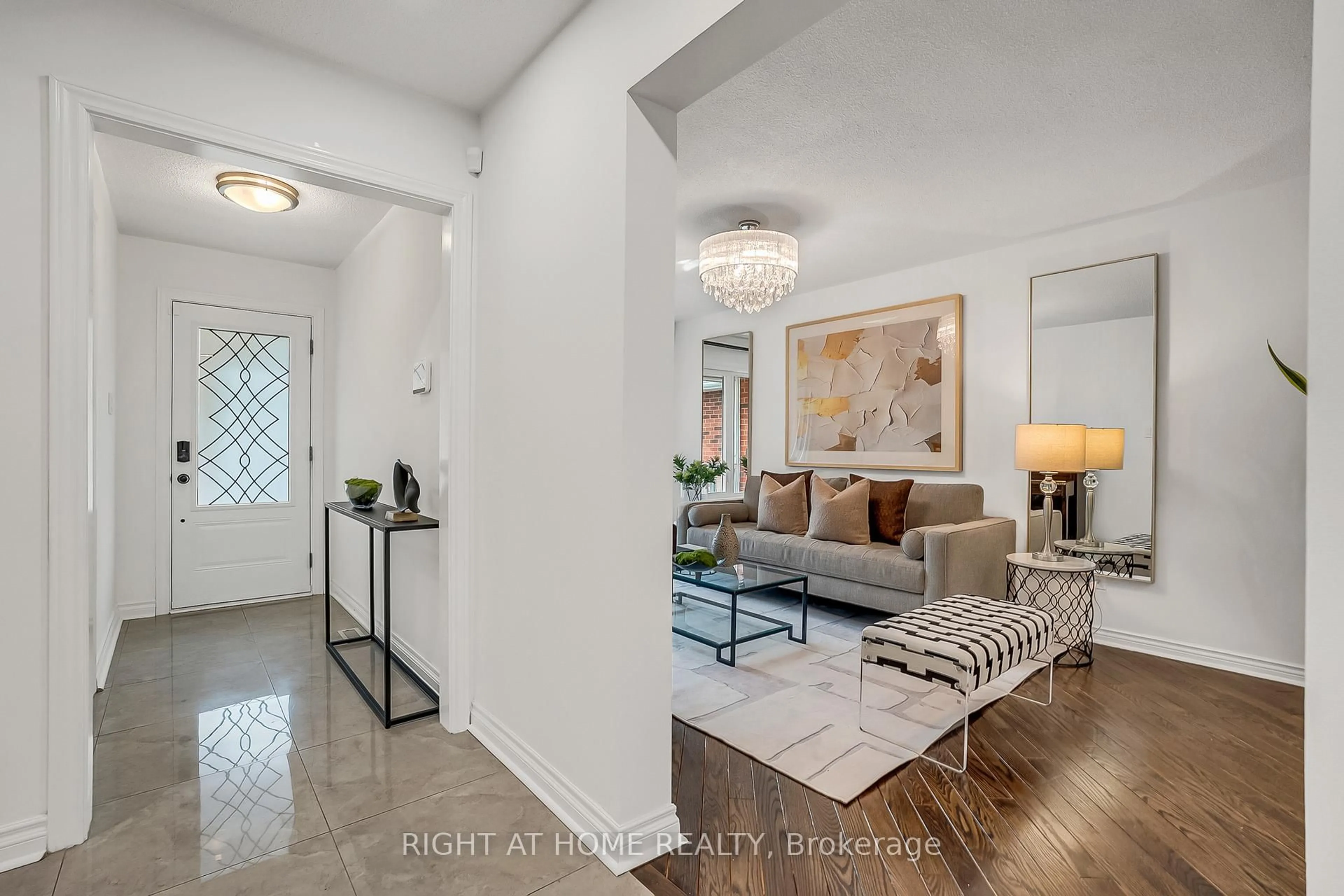 Unknown for 317 Atha Ave, Richmond Hill Ontario L4C 6A8