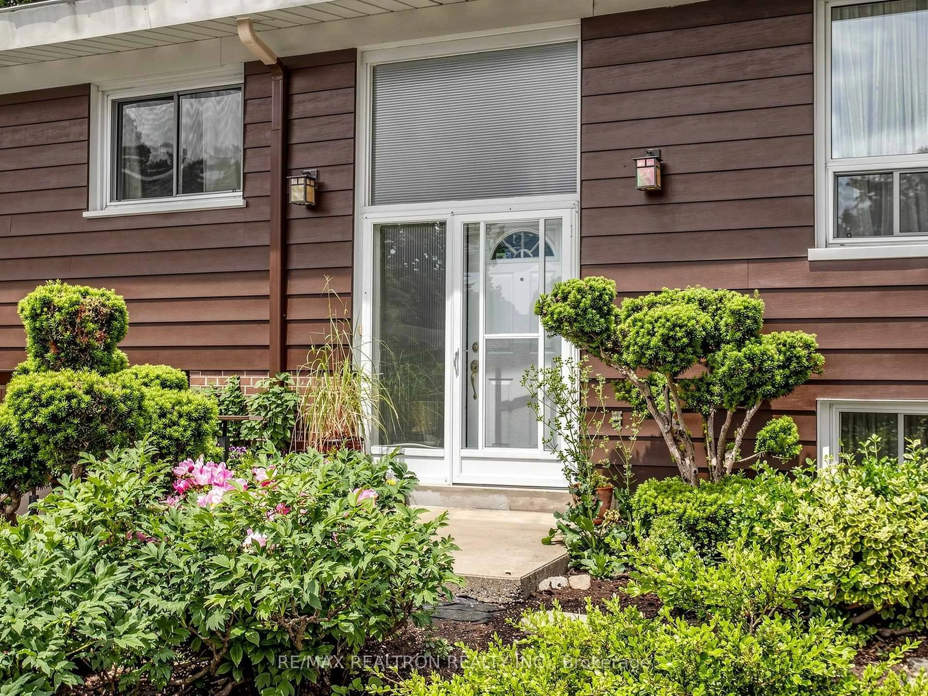 Unknown for 24 Dalmeny Rd, Markham Ontario L3T 1L9