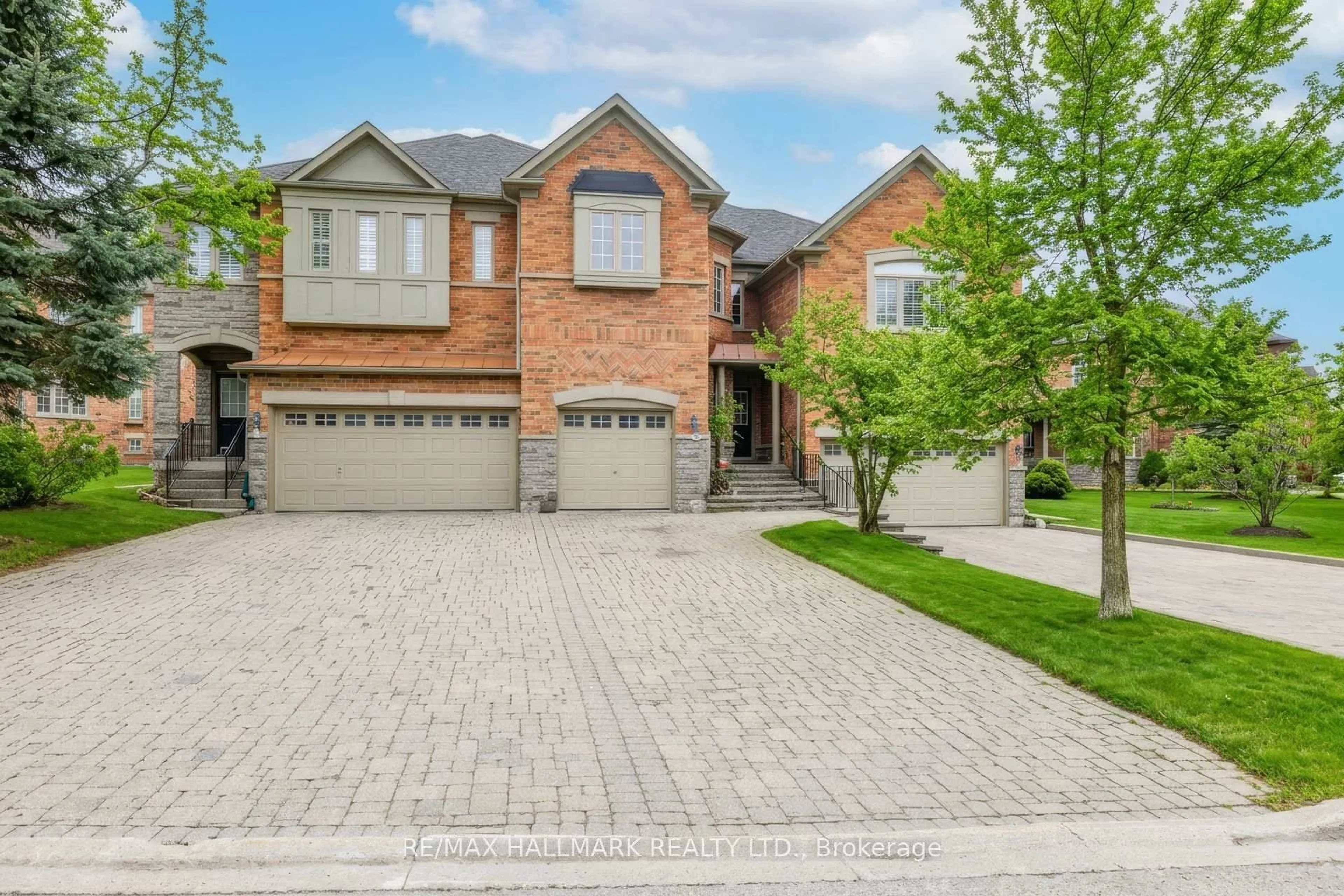 Home with brick exterior material, street for 76 Westbury Crt, Richmond Hill Ontario L4S 2L2