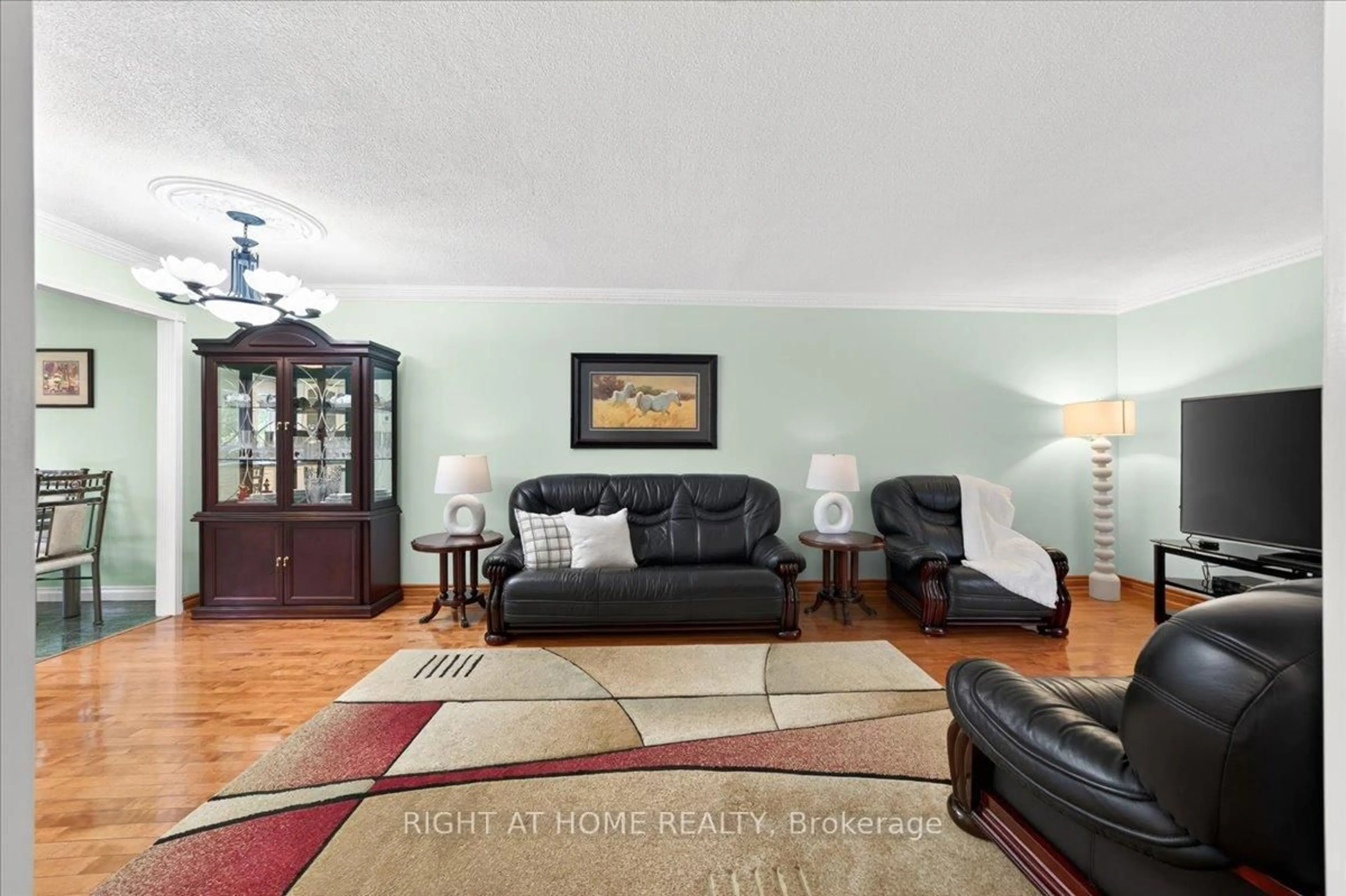 Living room with furniture, unknown for 72 Rejane Cres, Vaughan Ontario L4J 5A5