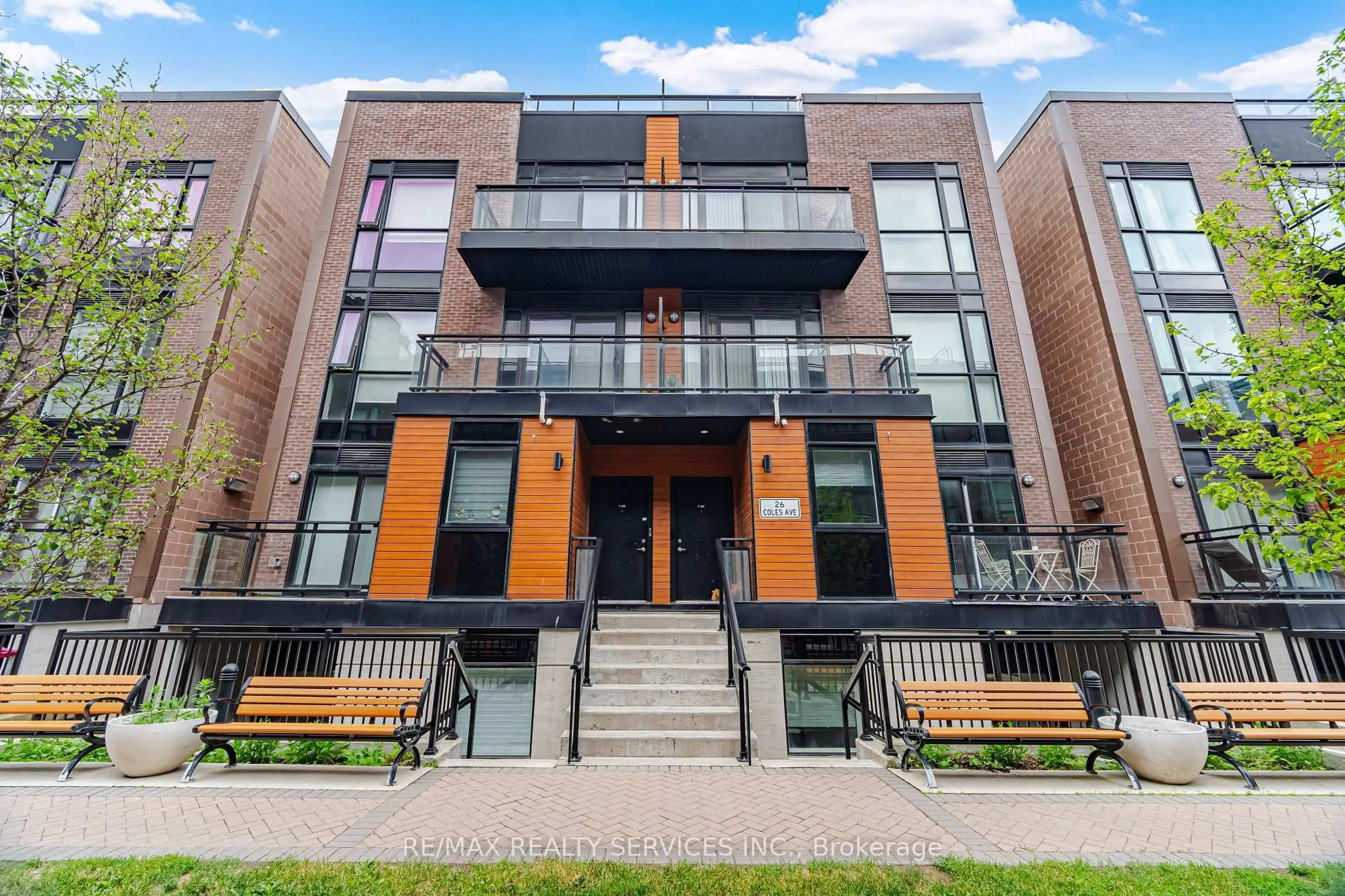 Home with brick exterior material, unknown for 26 Coles Ave #302, Vaughan Ontario L4L 0J1