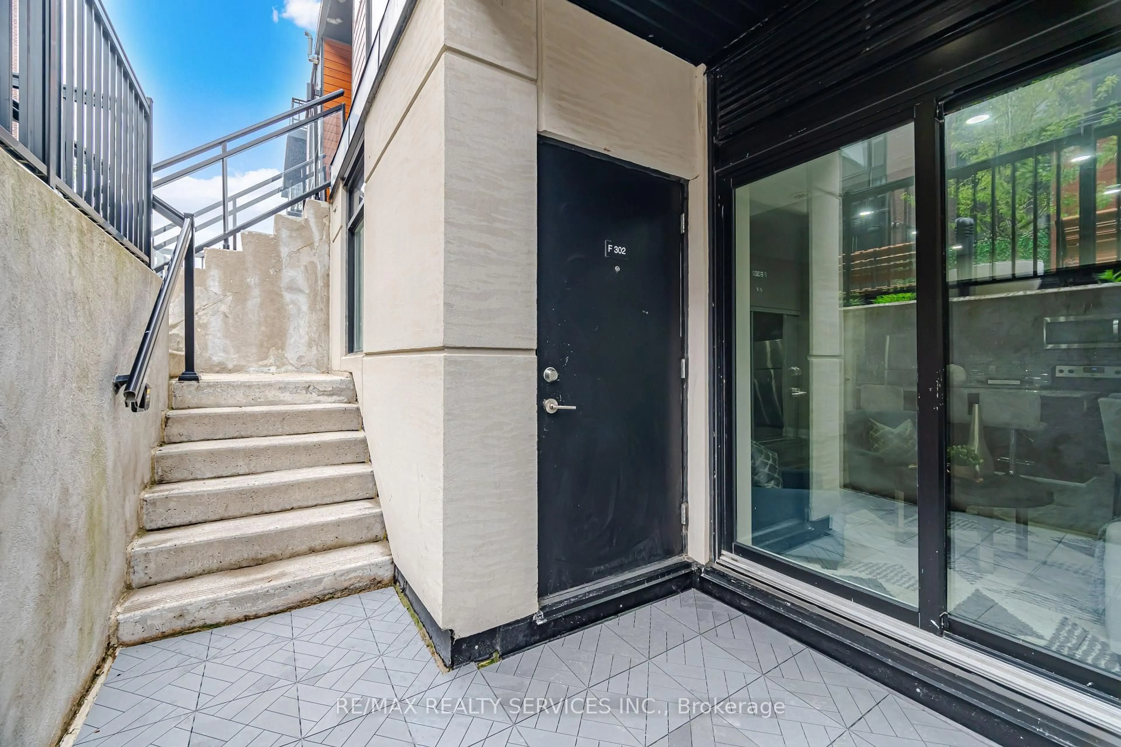 Unknown for 26 Coles Ave #302, Vaughan Ontario L4L 0J1