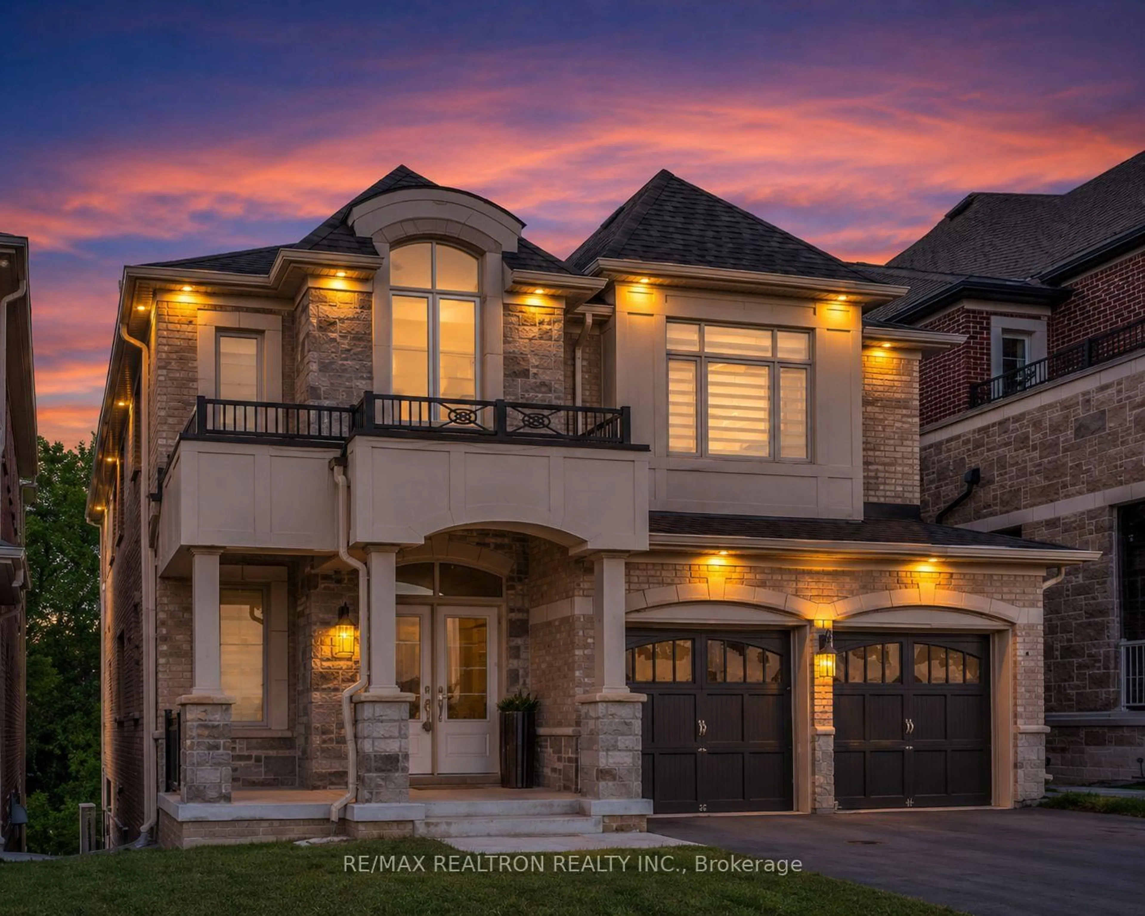 Home with brick exterior material, street for 58 Charles White Crt, East Gwillimbury Ontario L9N 0T7