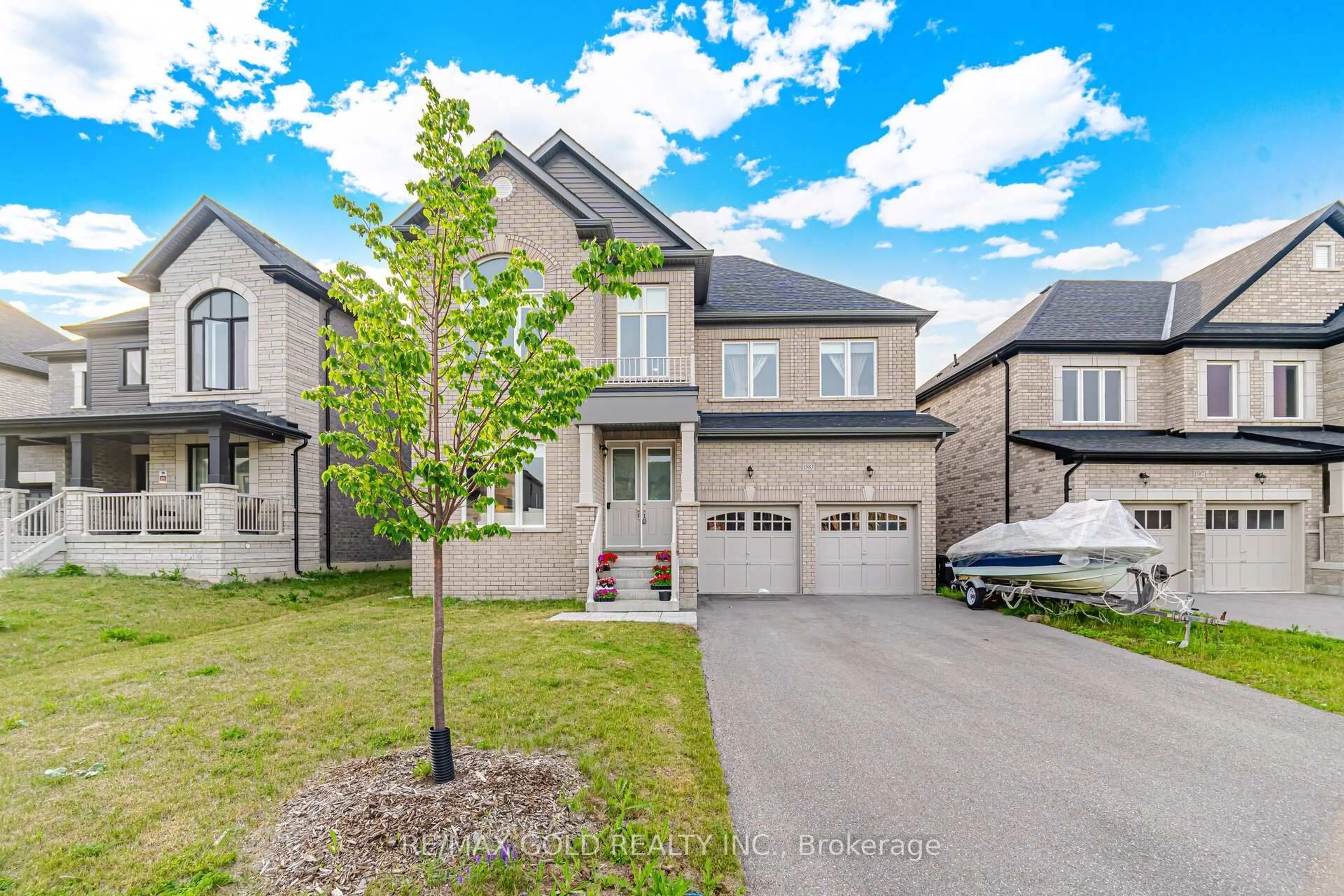 Home with brick exterior material, street for 1583 Stovell Cres, Innisfil Ontario L0L 1W0