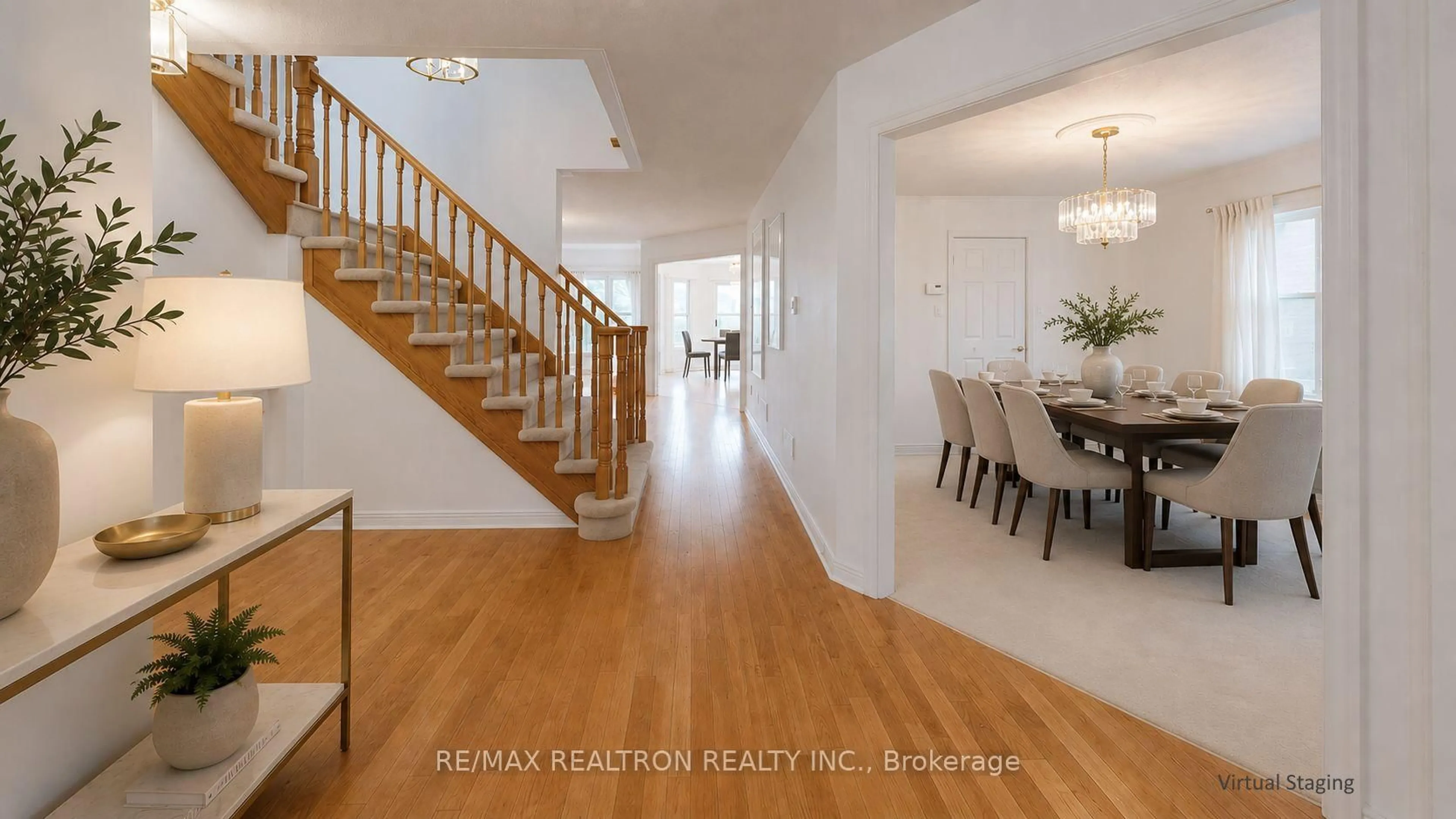 Indoor entryway for 47 Central Park Dr, Markham Ontario L3P 7S3