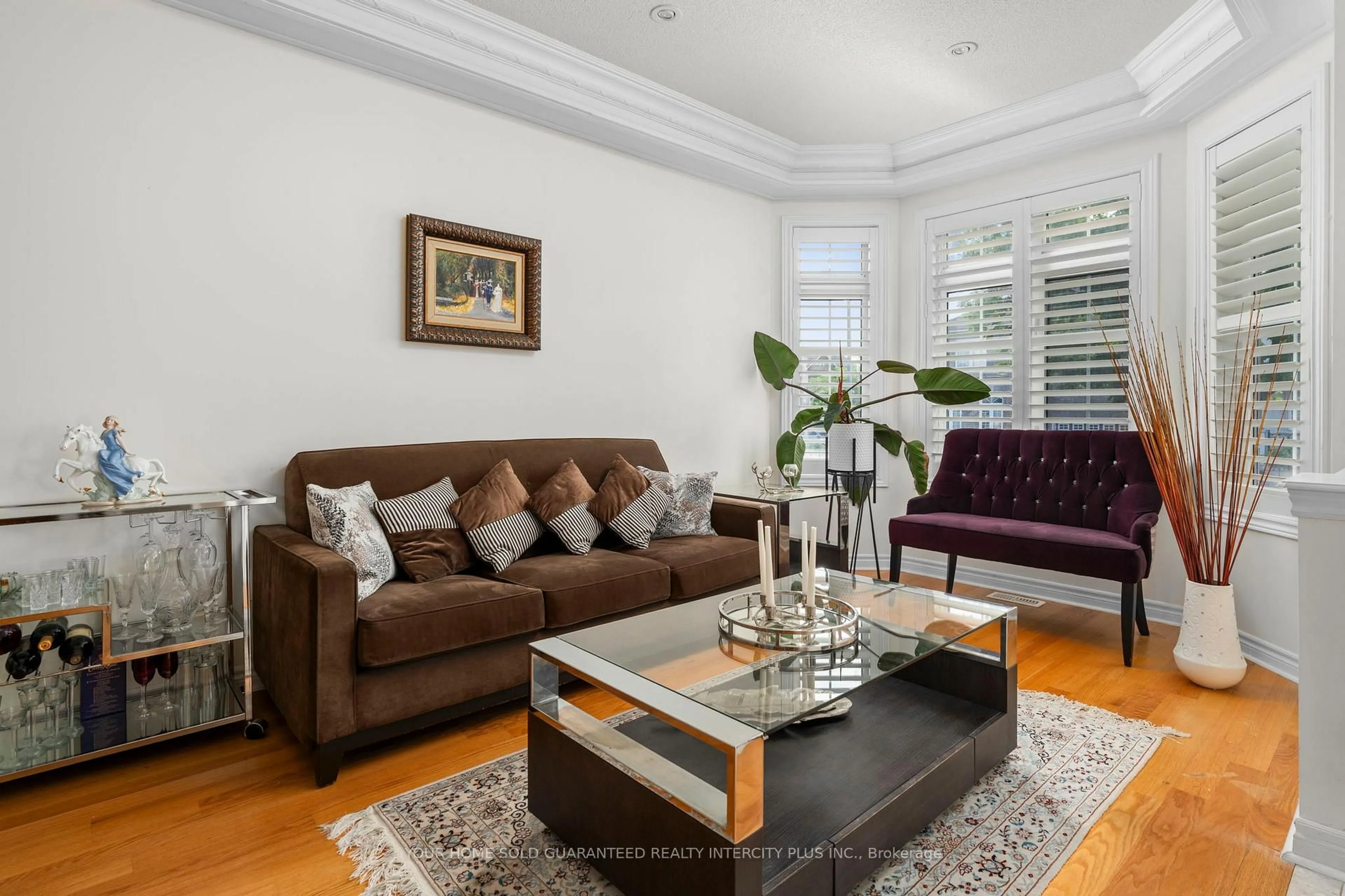 Living room with furniture, unknown for 7 Storica Dr, Vaughan Ontario L4H 0R8