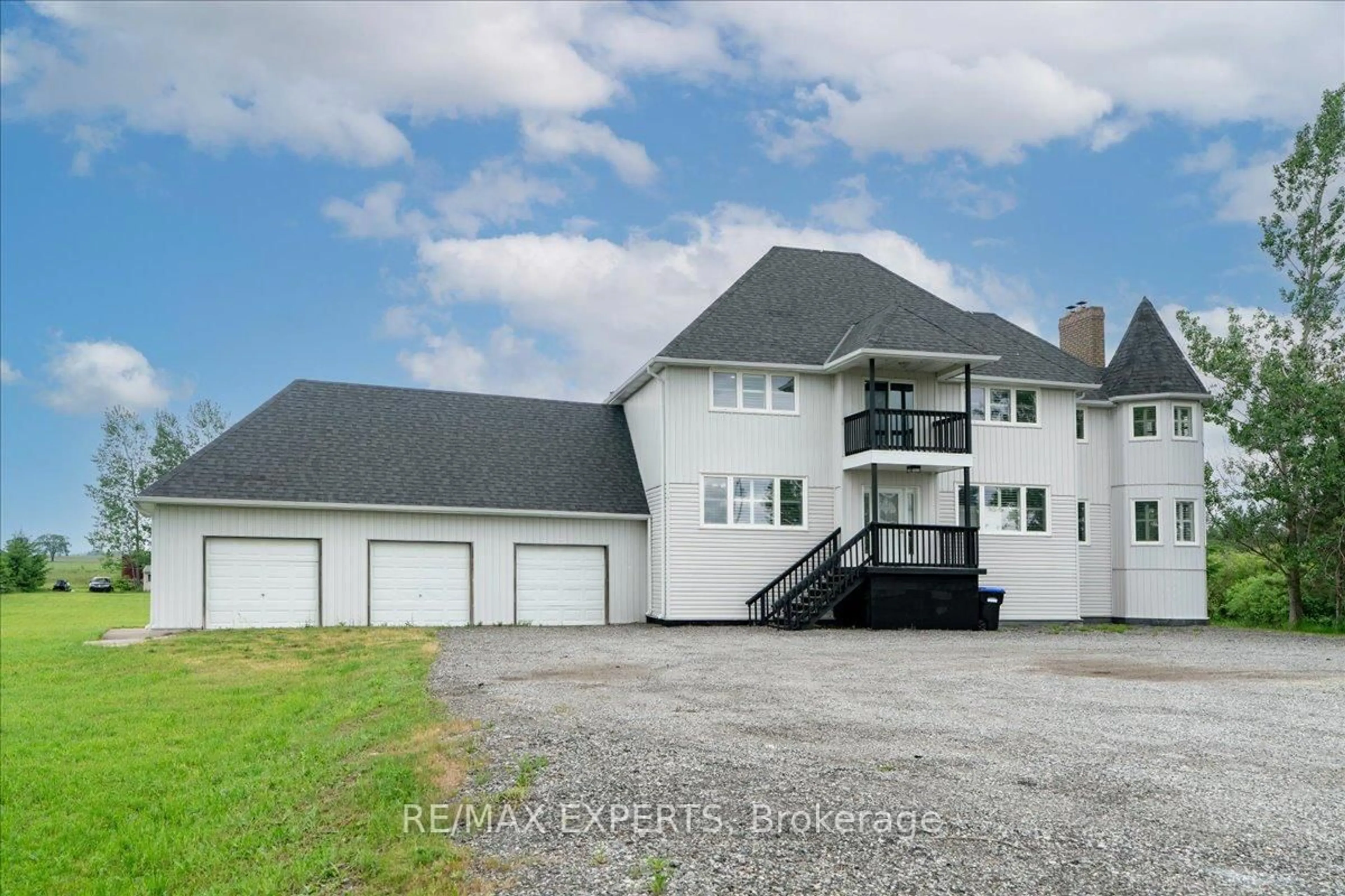 A pic from outside/outdoor area/front of a property/back of a property/a pic from drone, unknown for 4270 Couty 50 Rd, Adjala-Tosorontio Ontario L0G 1L0