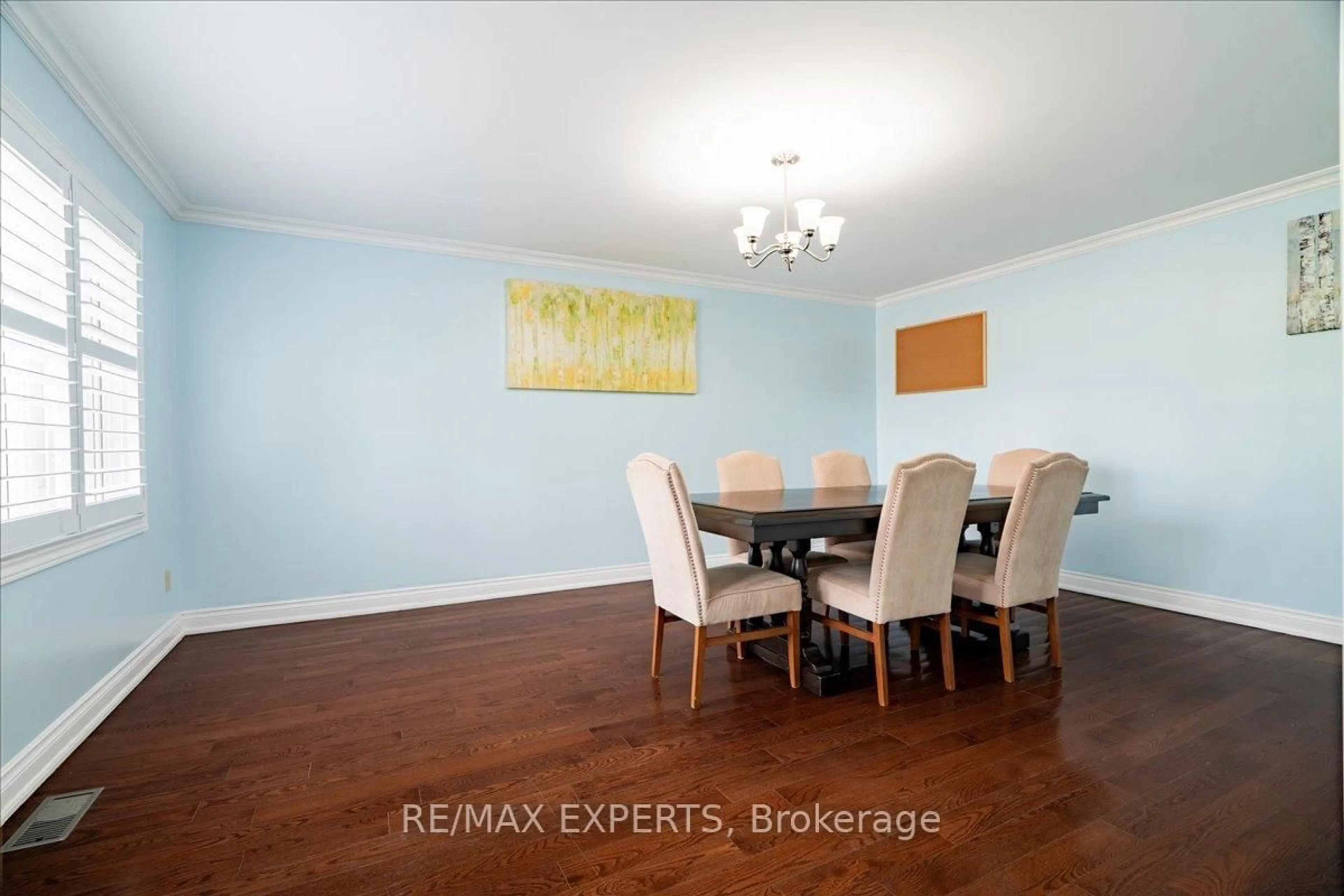 Dining room, wood/laminate floor for 4270 Couty 50 Rd, Adjala-Tosorontio Ontario L0G 1L0