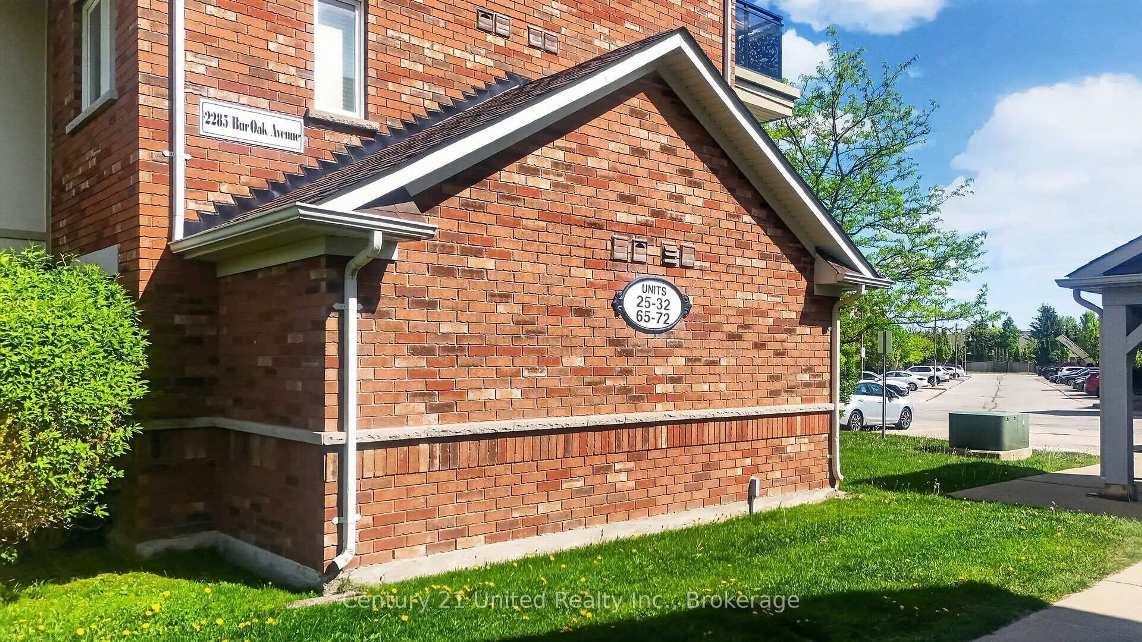 Home with brick exterior material, building for 2285 Bur Oak Ave #30, Markham Ontario L6E 0B9