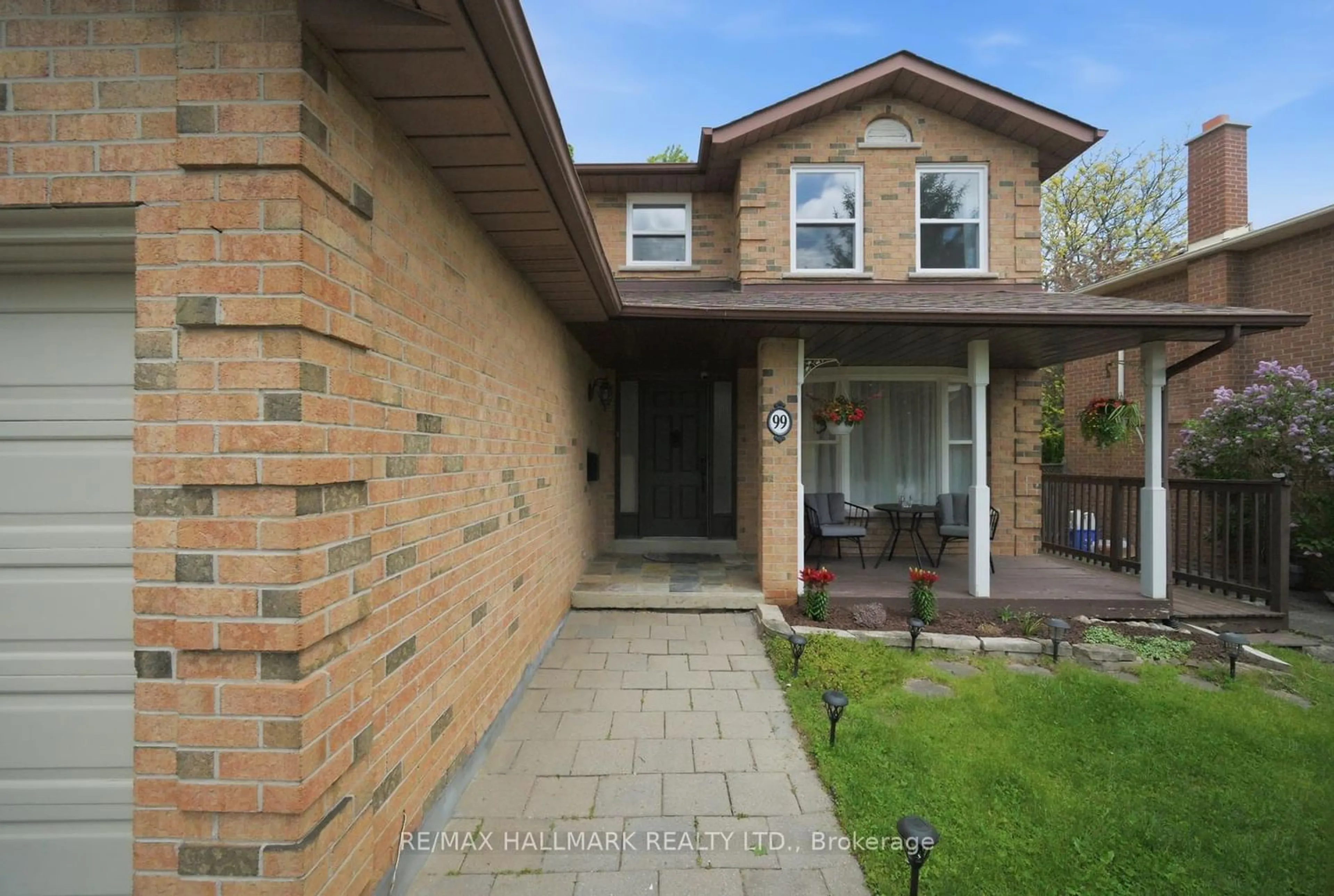 Home with brick exterior material, street for 99 Carlson Dr, Newmarket Ontario L3Y 3G9