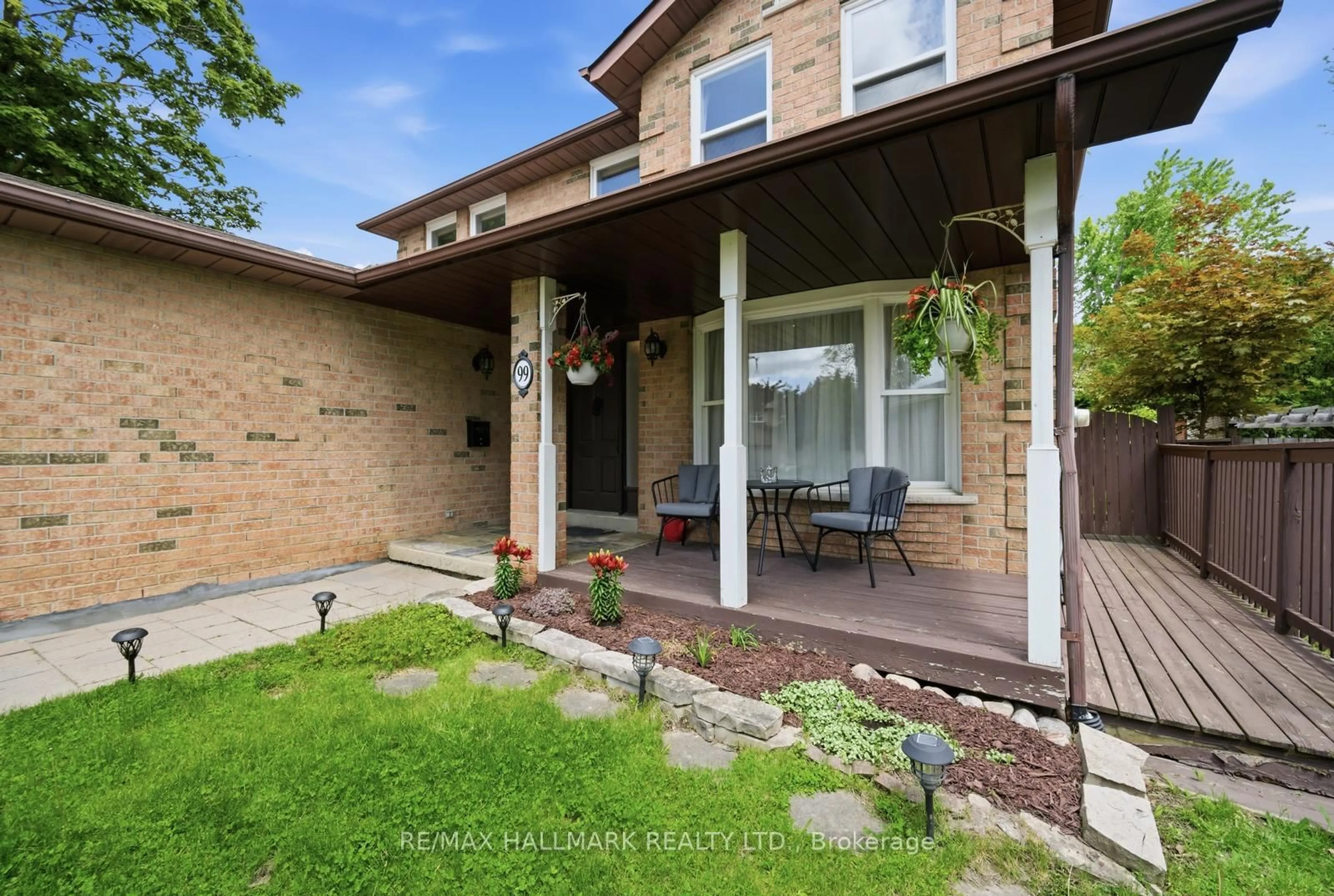Home with brick exterior material, street for 99 Carlson Dr, Newmarket Ontario L3Y 3G9