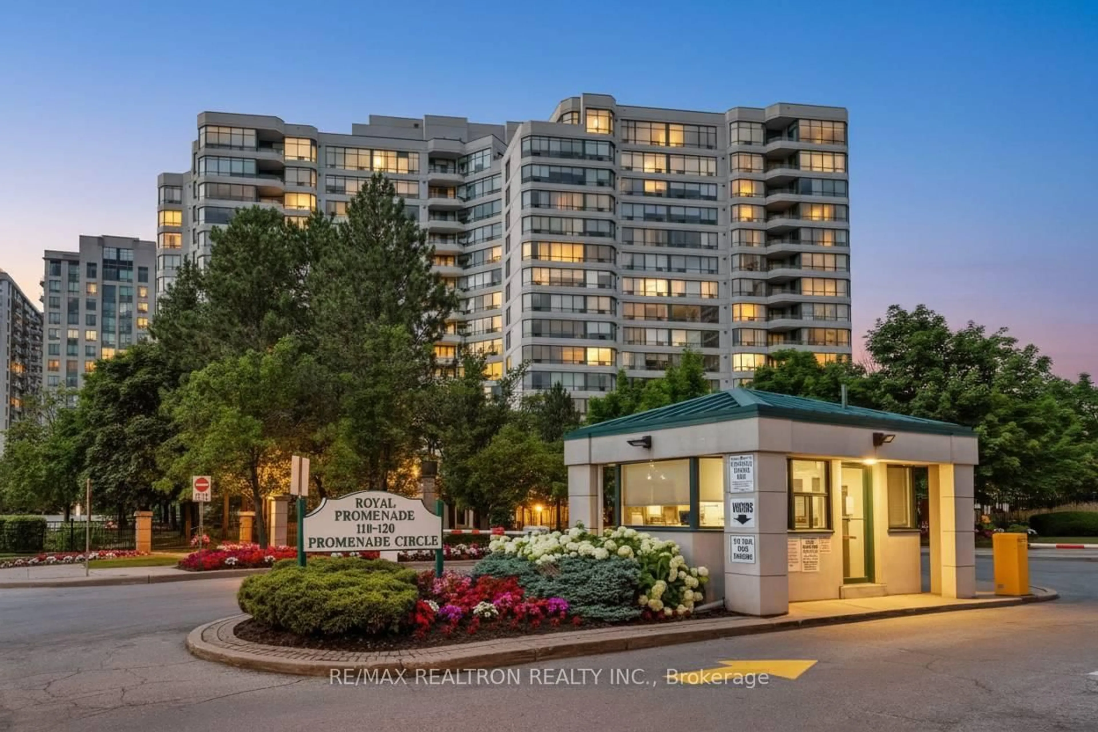Unknown for 110 Promenade Circ #805, Vaughan Ontario L4J 7W8