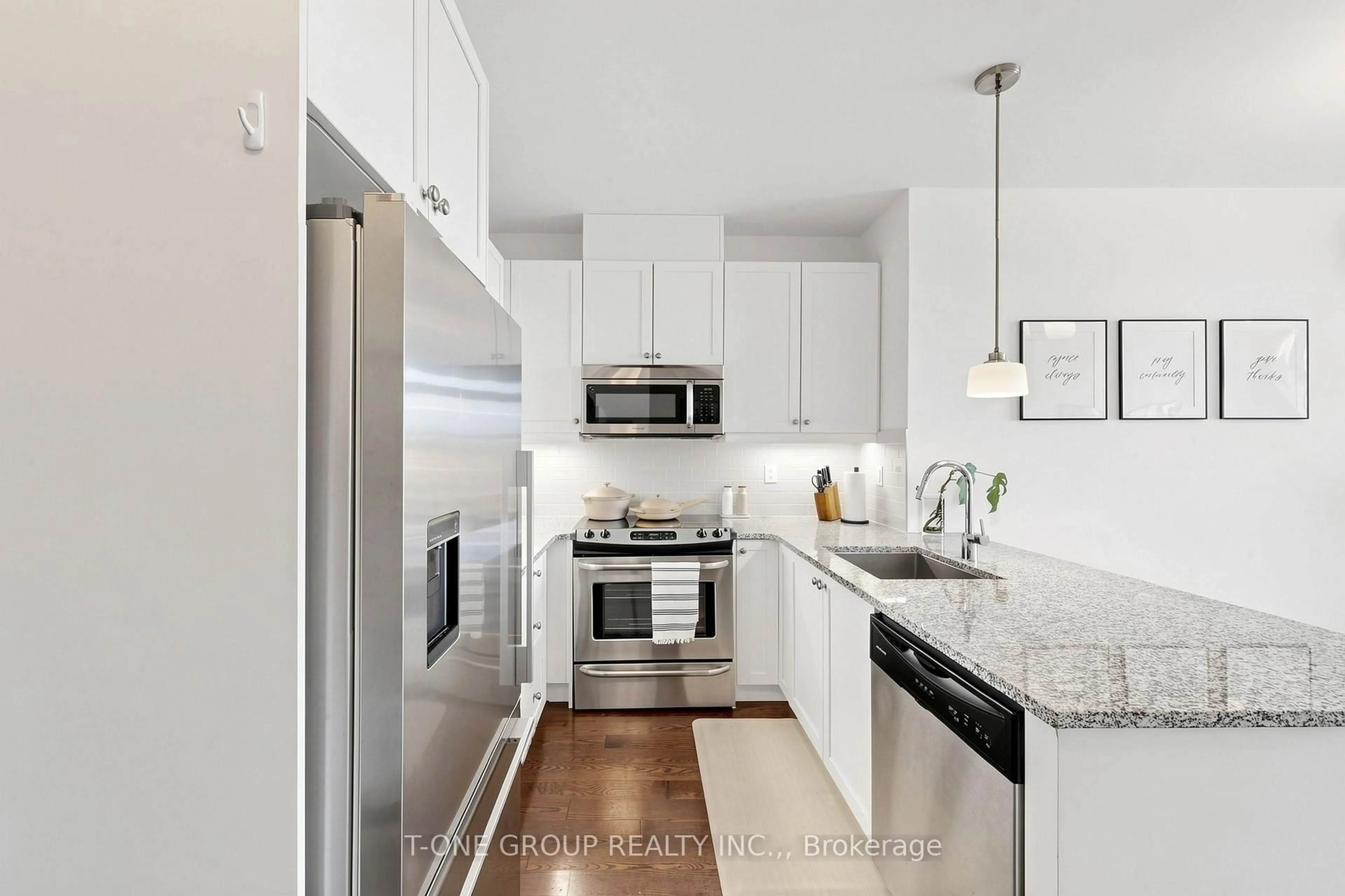 Unknown for 15277 Yonge St #602A, Aurora Ontario L4G 1N6