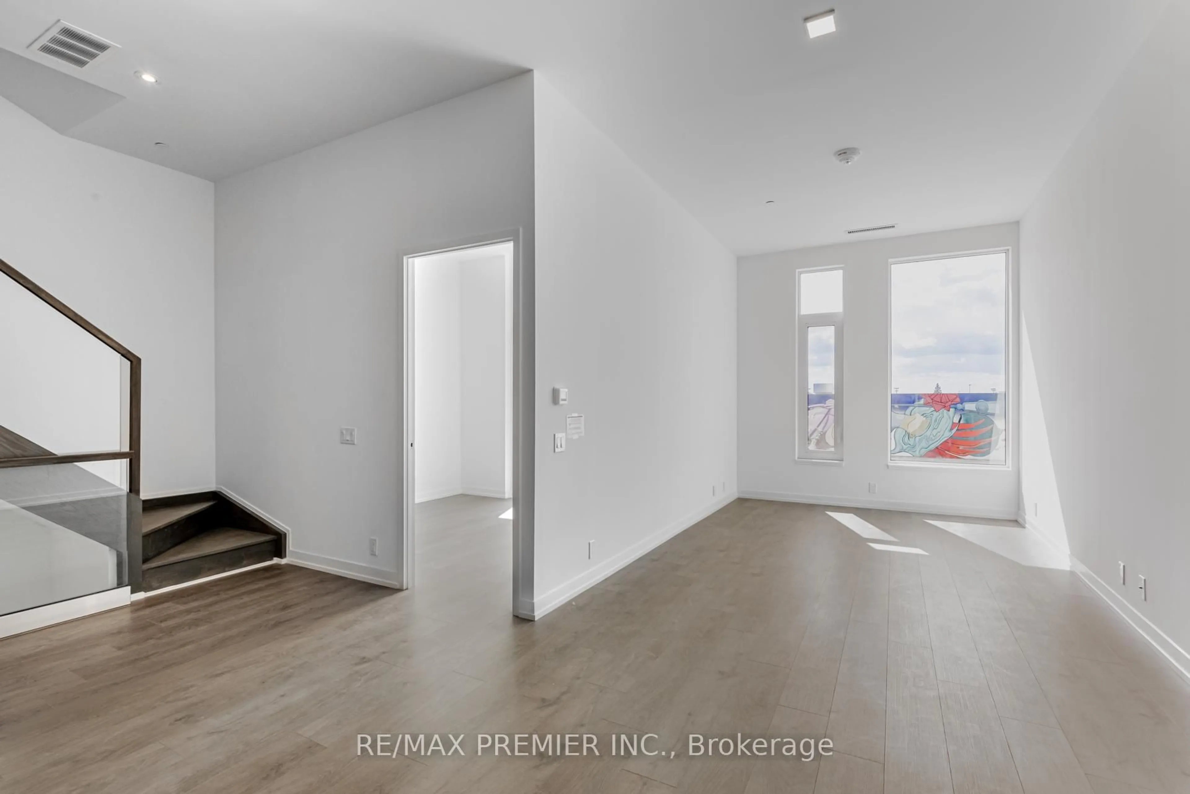A pic of a room for 7 Buttermill Ave #TH17, Vaughan Ontario L4K 0M5