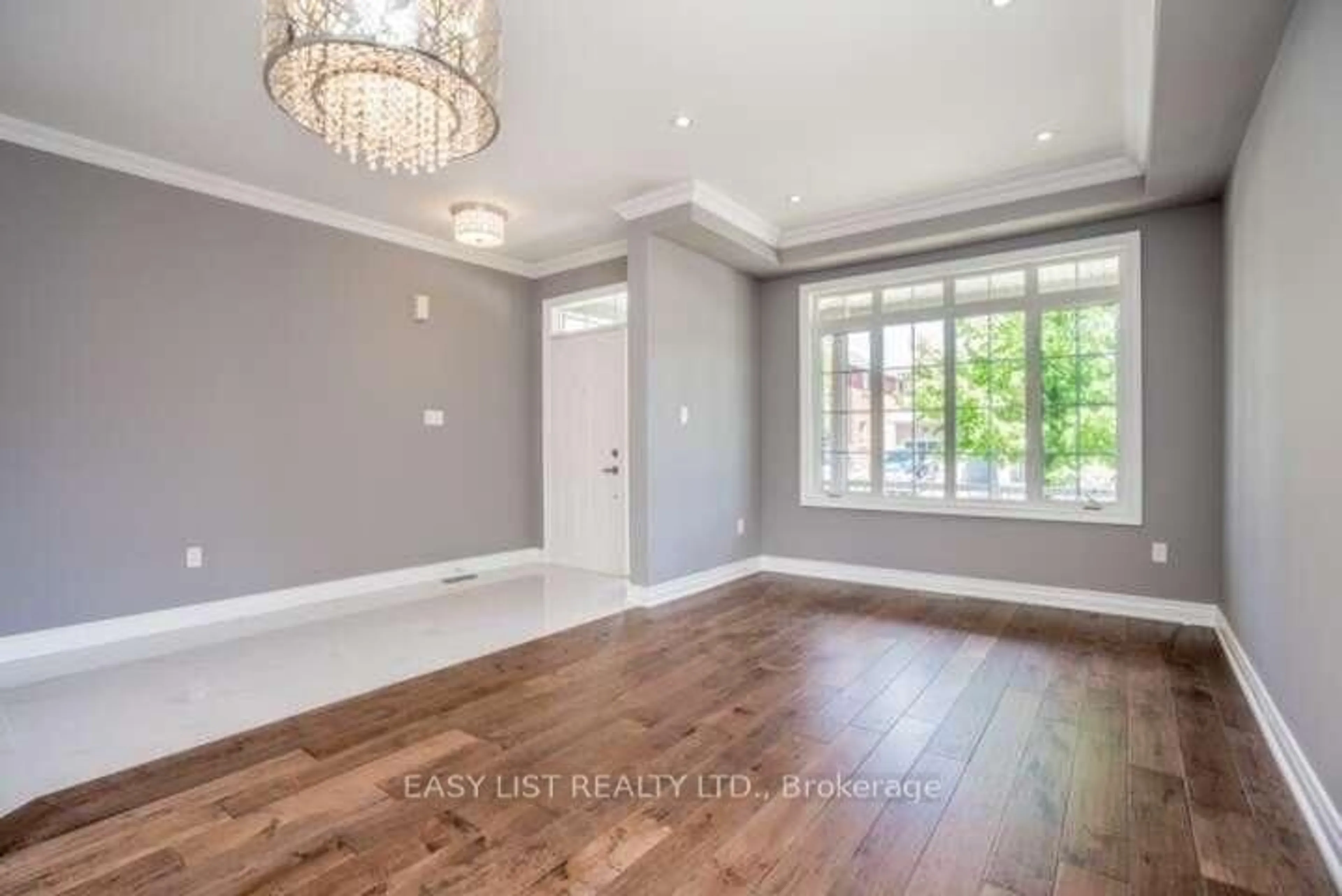 A pic of a room for 350 Coachwhip Tr, Newmarket Ontario L3X 2R6