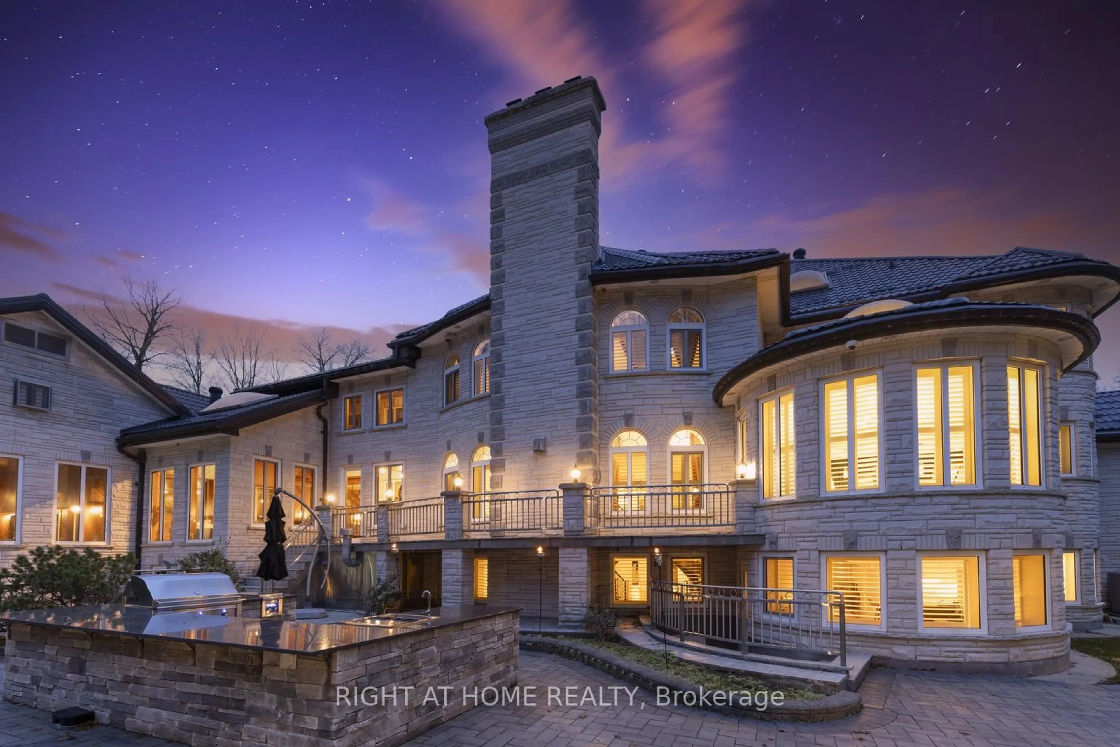Unknown for 38 Sugarbush Crt, Vaughan Ontario L4L 2Z2