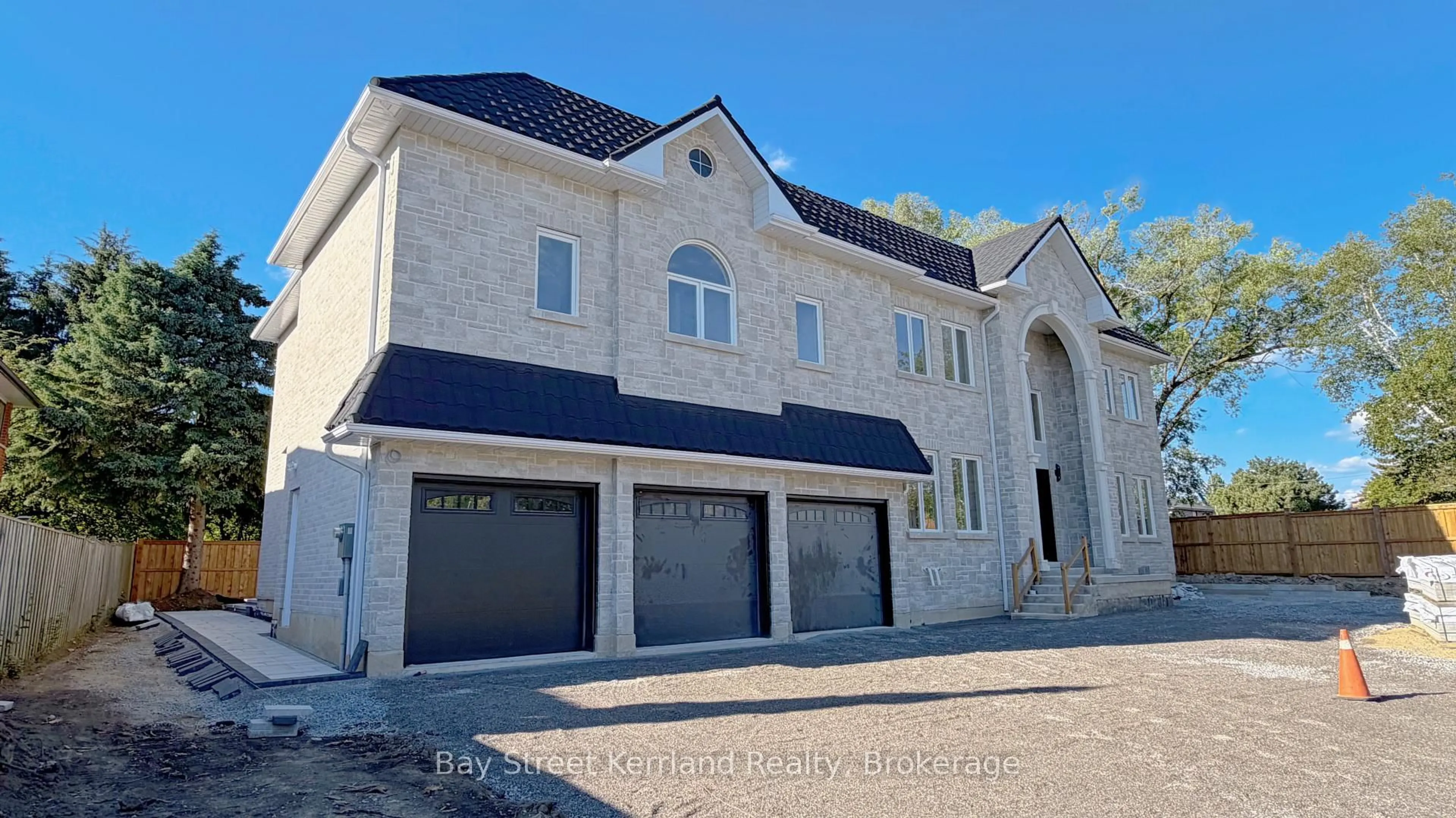 Home with brick exterior material, street for 80 Highglen Ave, Markham Ontario L3R 8P9
