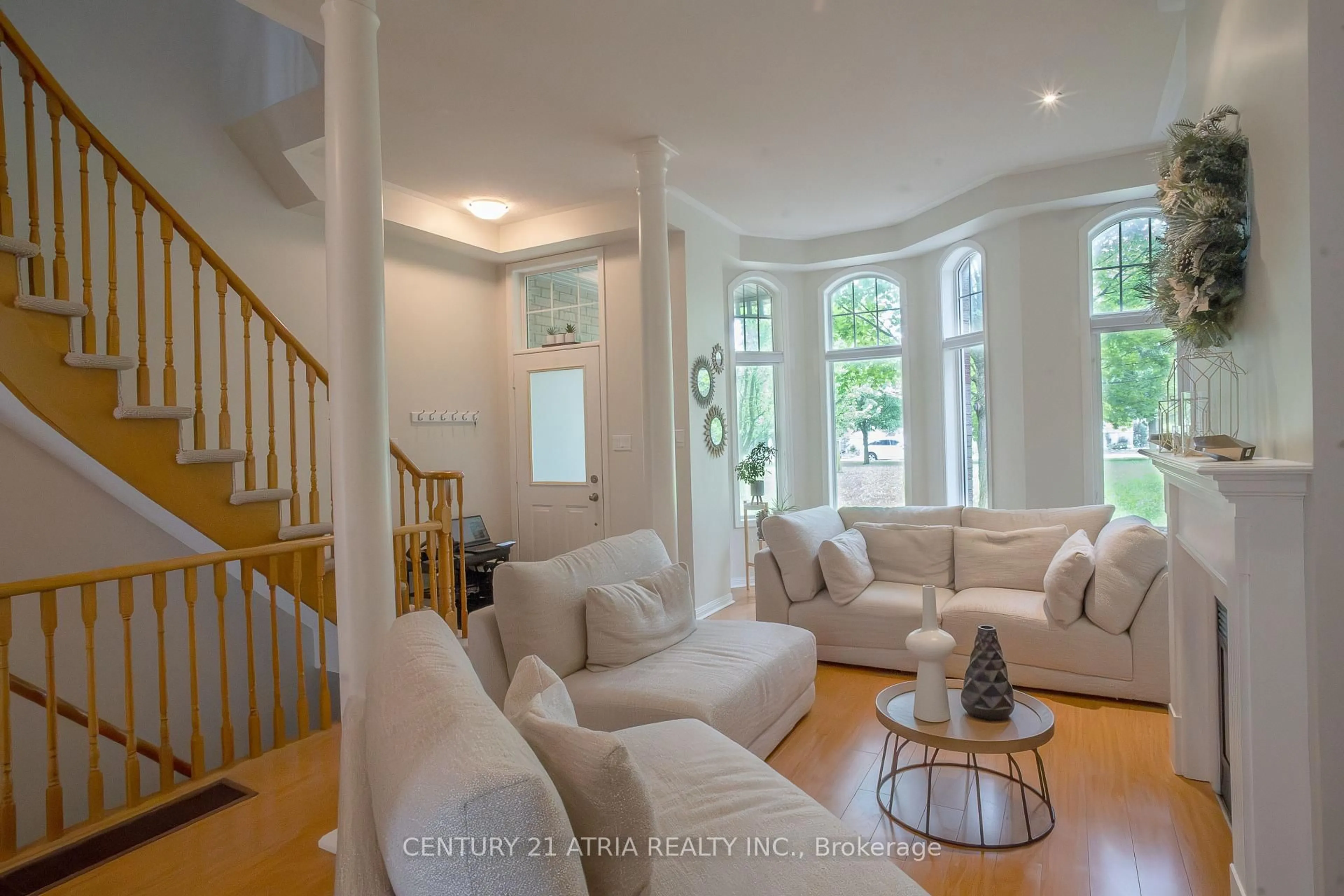 Living room with furniture, unknown for 73 Walkerville Rd, Markham Ontario L6B 1B6