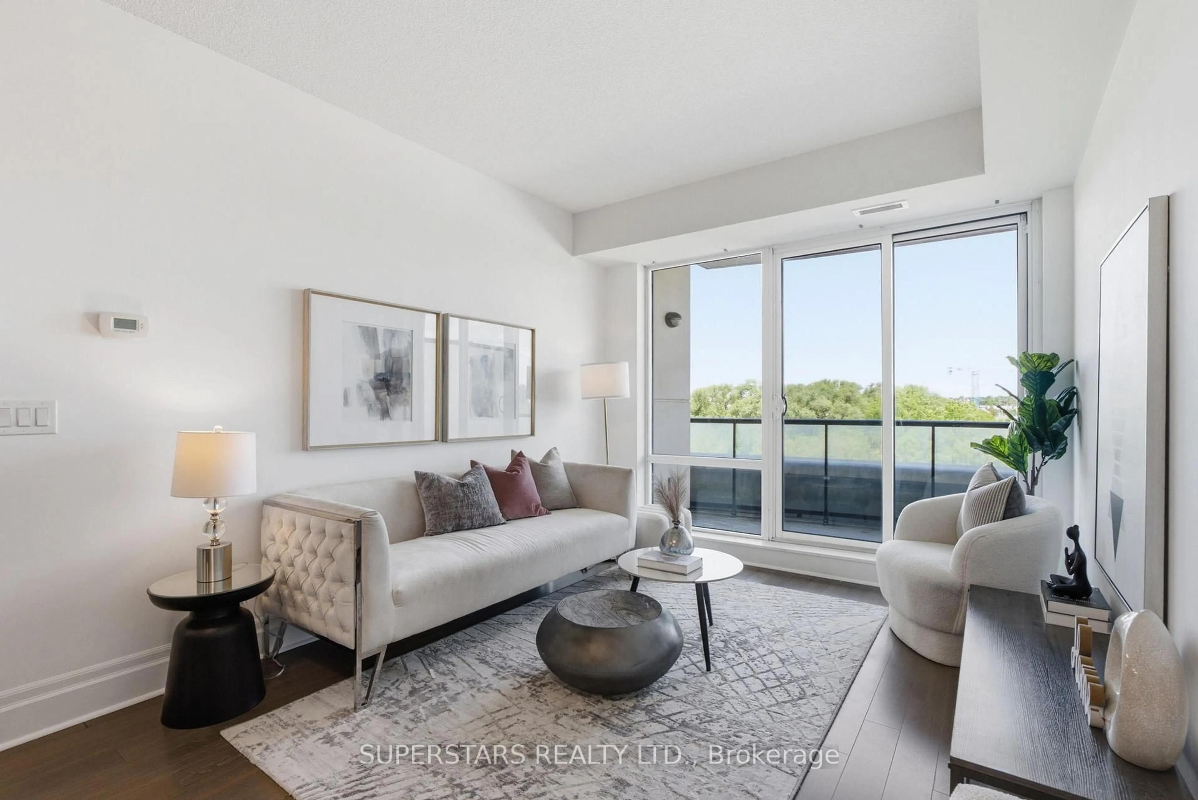 Living room with furniture, unknown for 151 Upper Duke Cres #305, Markham Ontario L6G 0E1