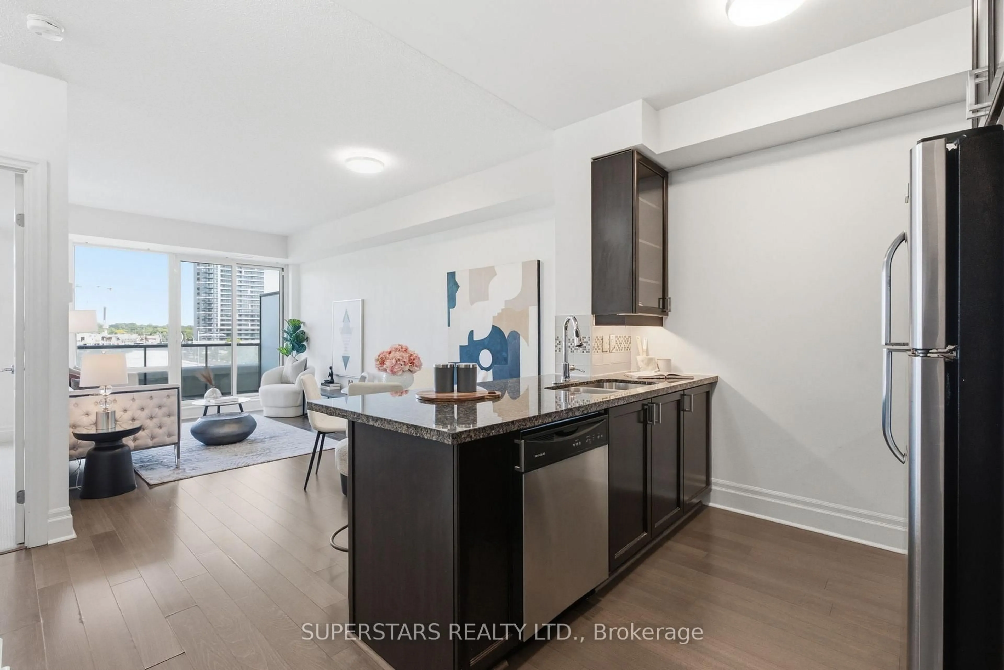 Open concept kitchen, unknown for 151 Upper Duke Cres #305, Markham Ontario L6G 0E1
