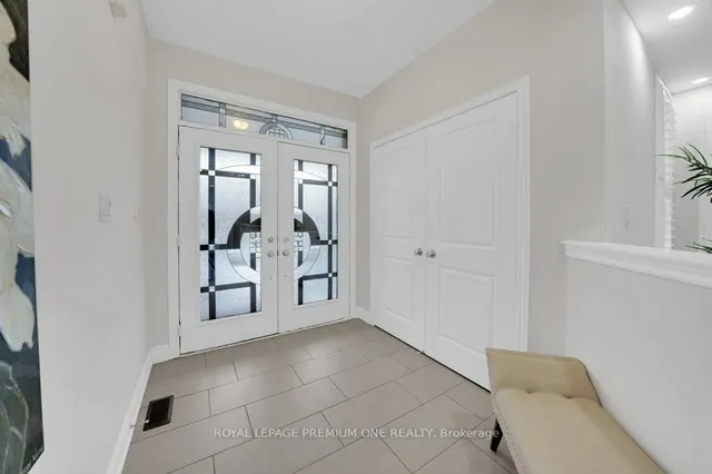 31 Prady Lane, New Tecumseth 5