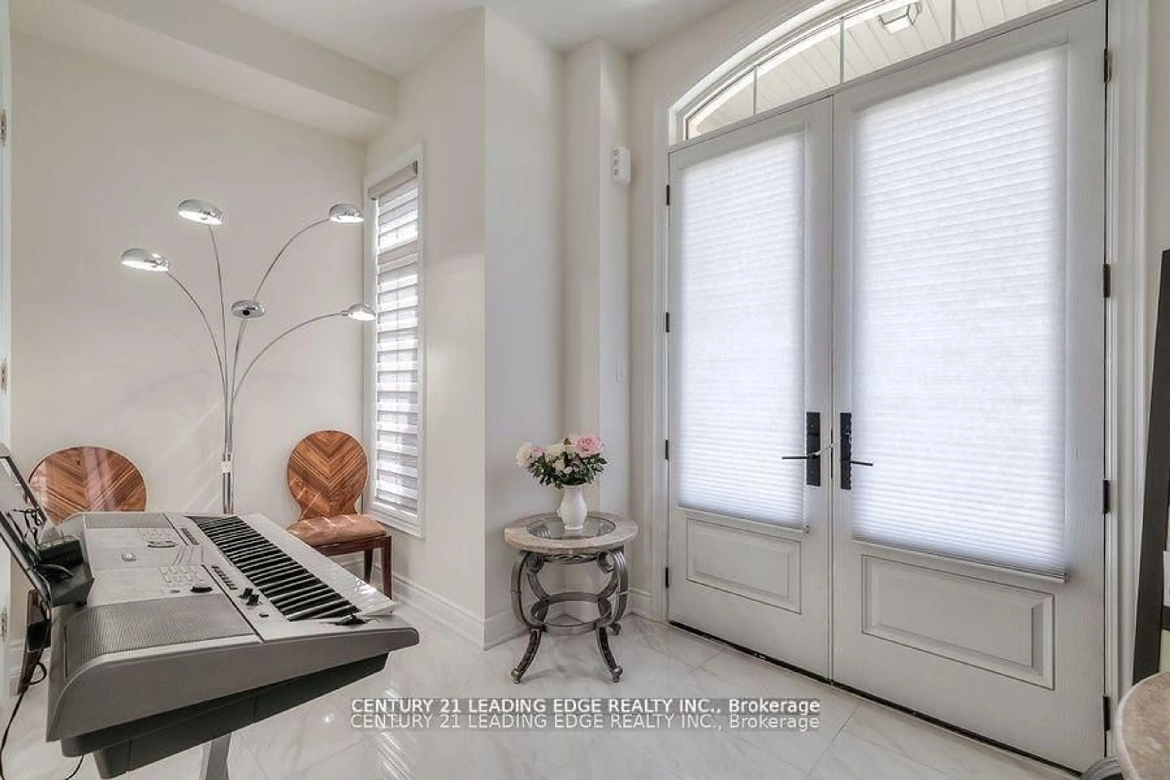 Indoor entryway for 77 Terravista Cres, Vaughan Ontario L4H 5K3