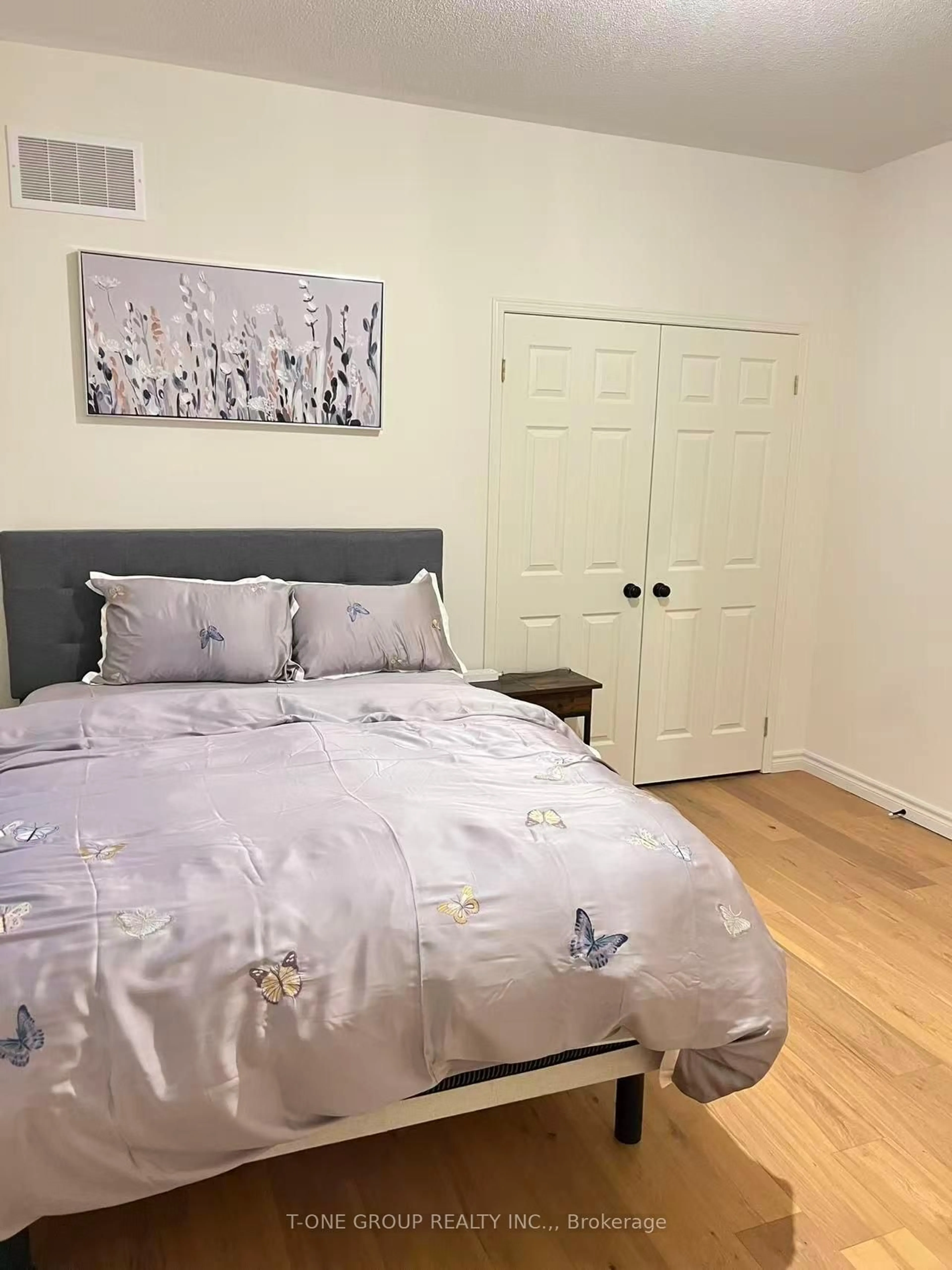 A pic of a room for 162 Hartney Dr, Richmond Hill Ontario L4S 0L1