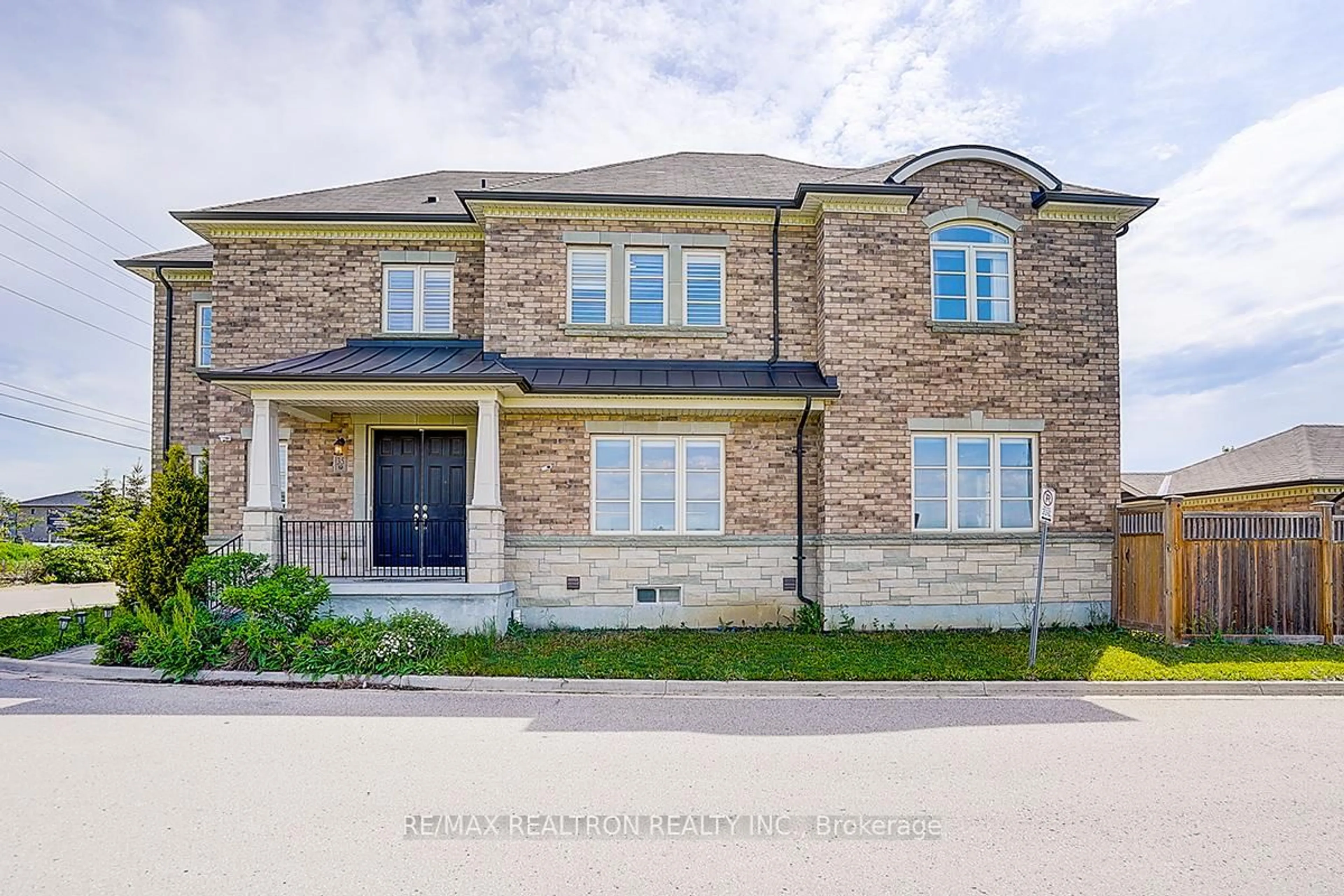 Home with brick exterior material, street for 35 Calamint Lane, Richmond Hill Ontario L4E 1C3