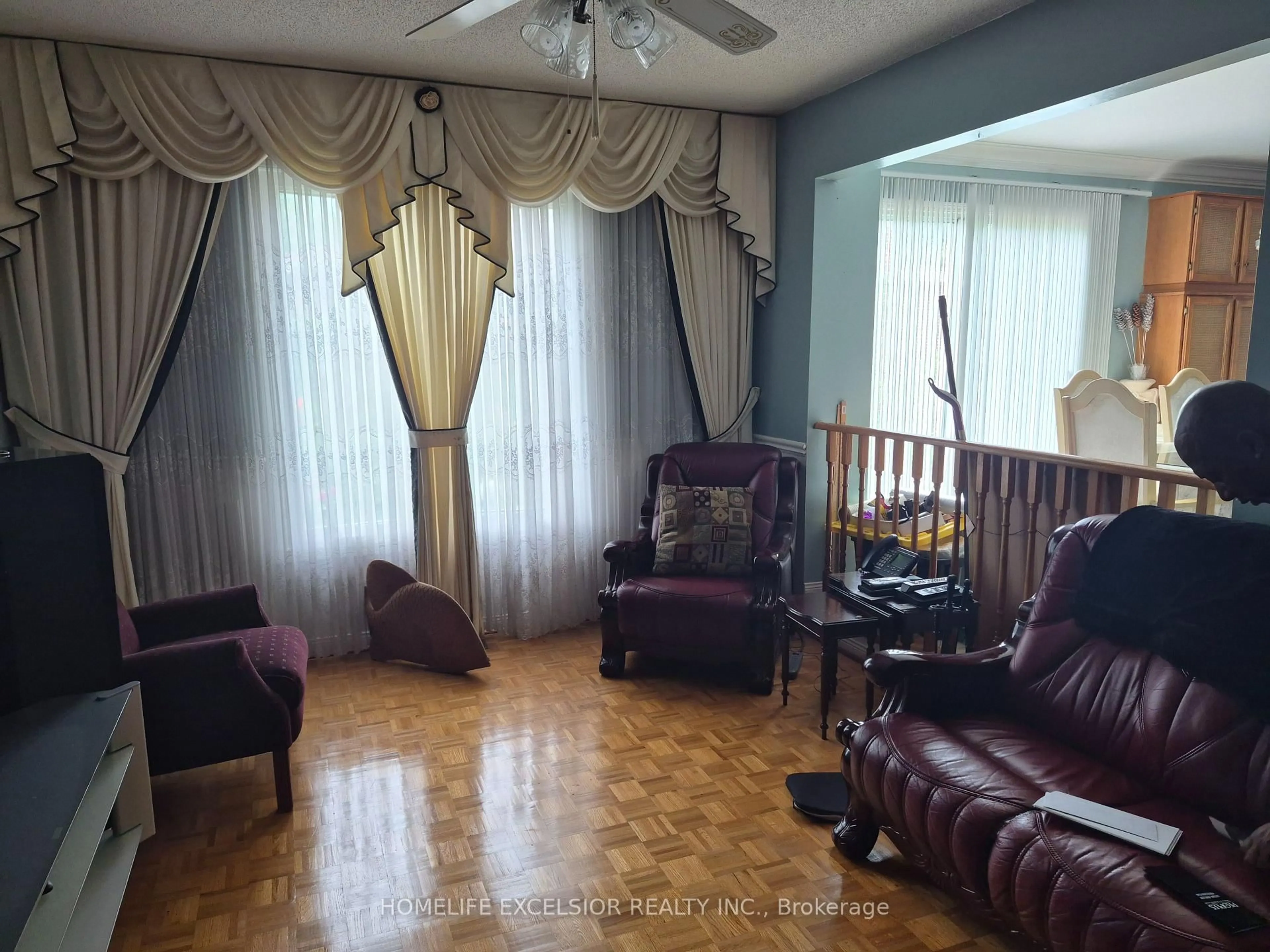 Living room with furniture, unknown for 190 Raymerville Dr, Markham Ontario L3P 6S8